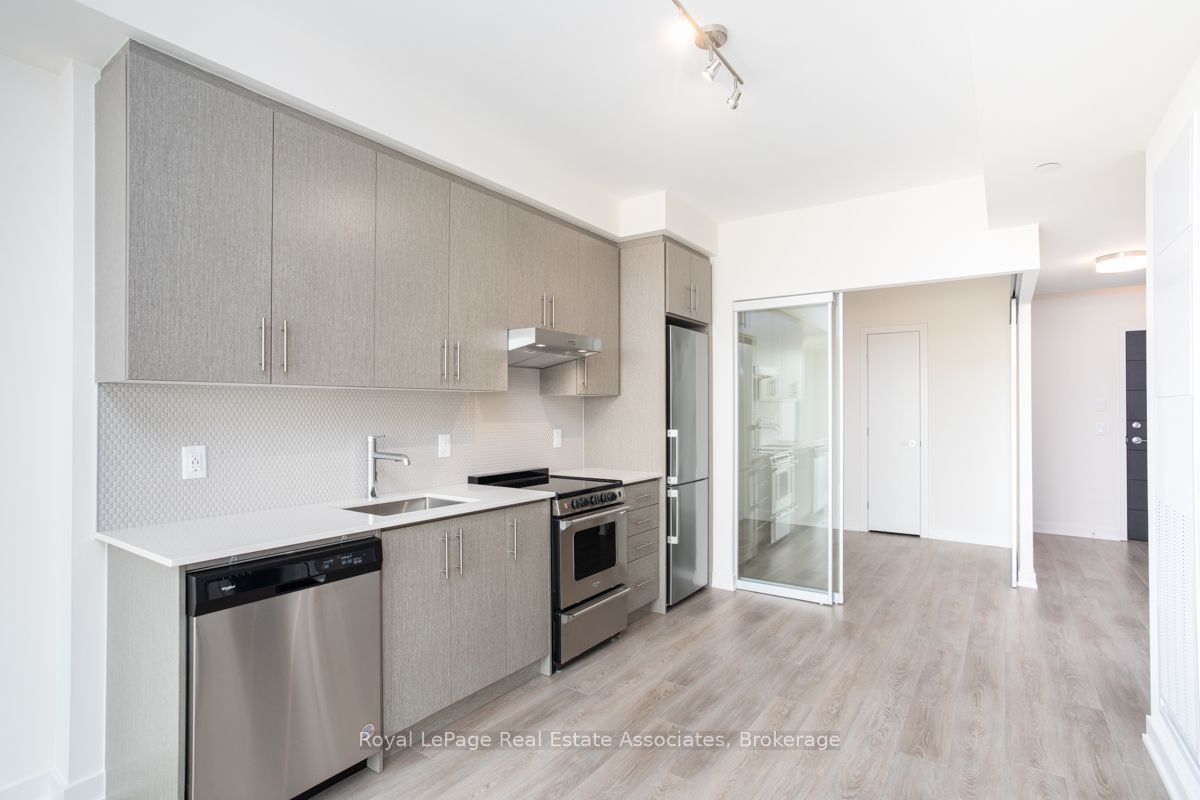 212 King William Street 820 Property Photo 7