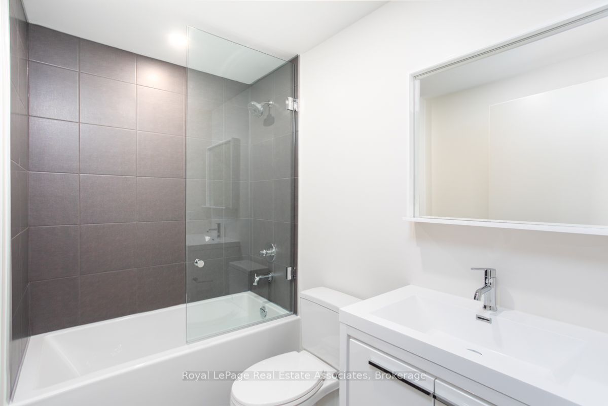 212 King William Street 820 Property Photo 14