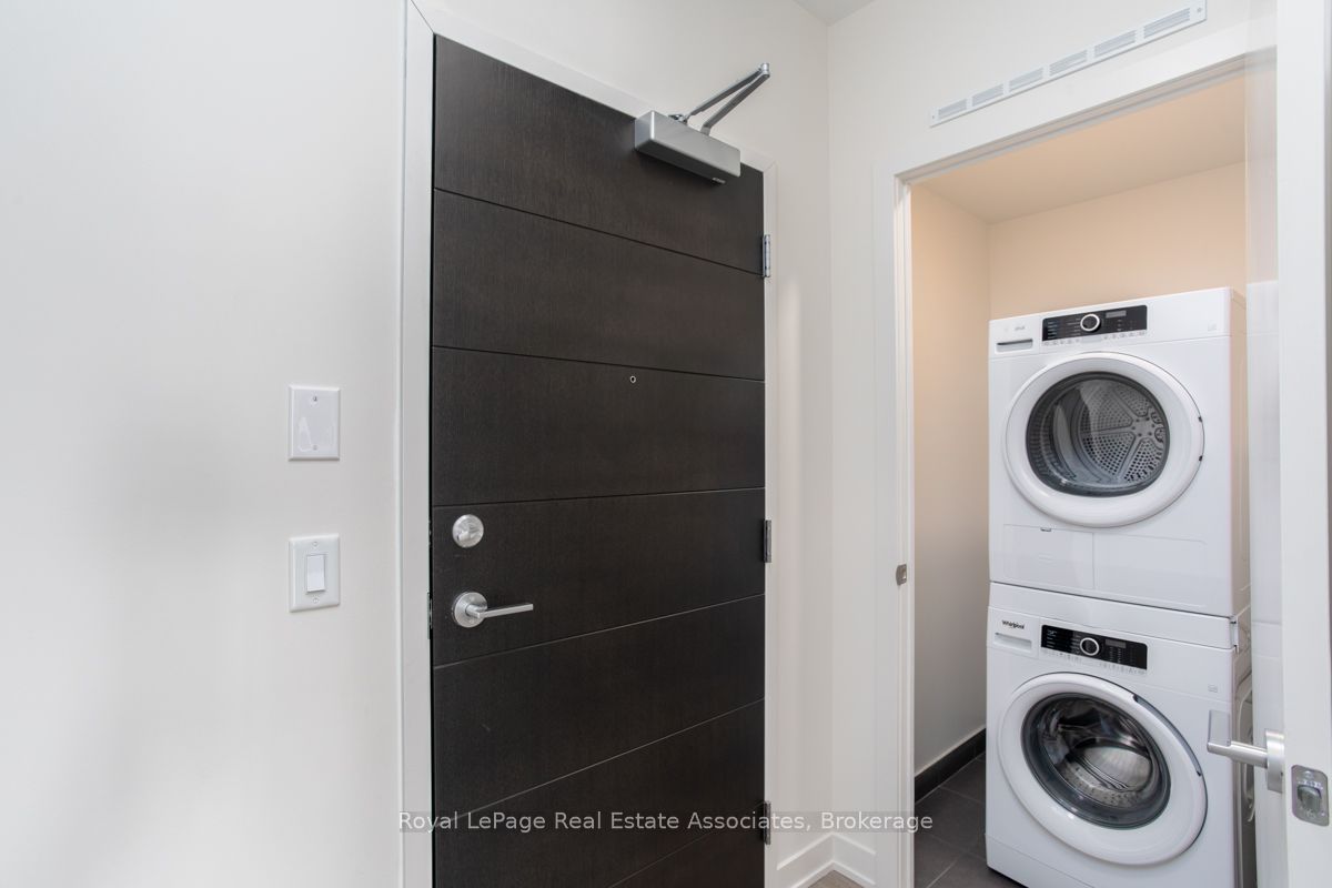 212 King William Street 820 Property Photo 15