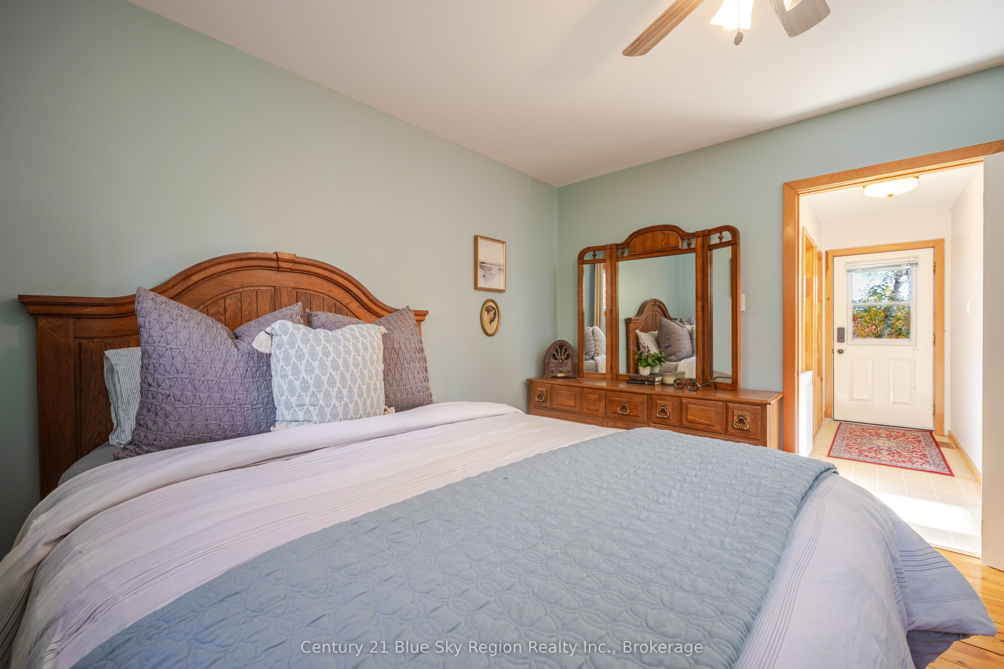 102 North Star Drive W Property Photo 13