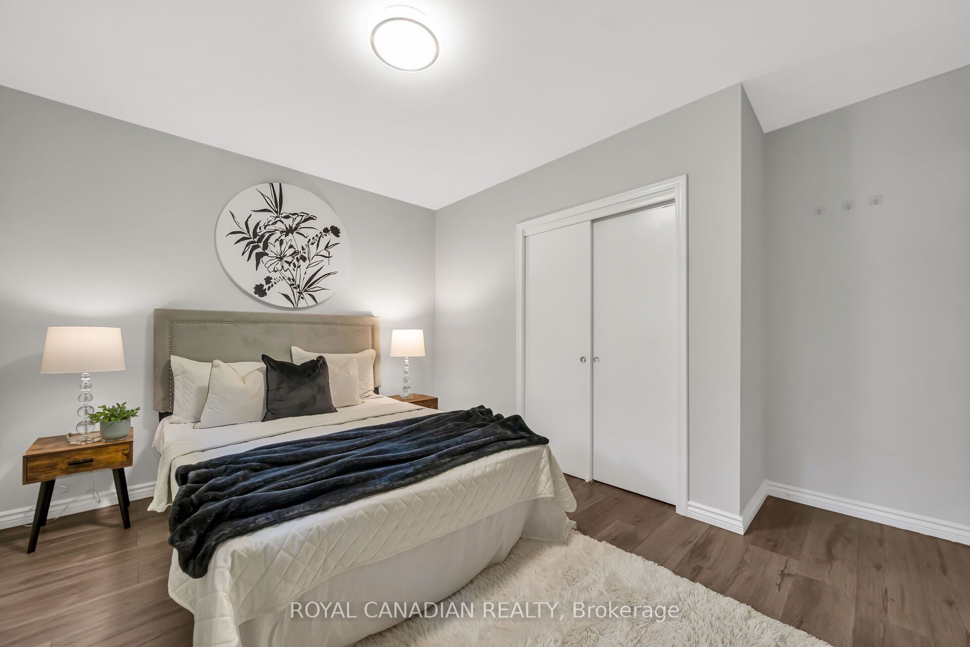 284 Cedar Crescent Property Photo 21