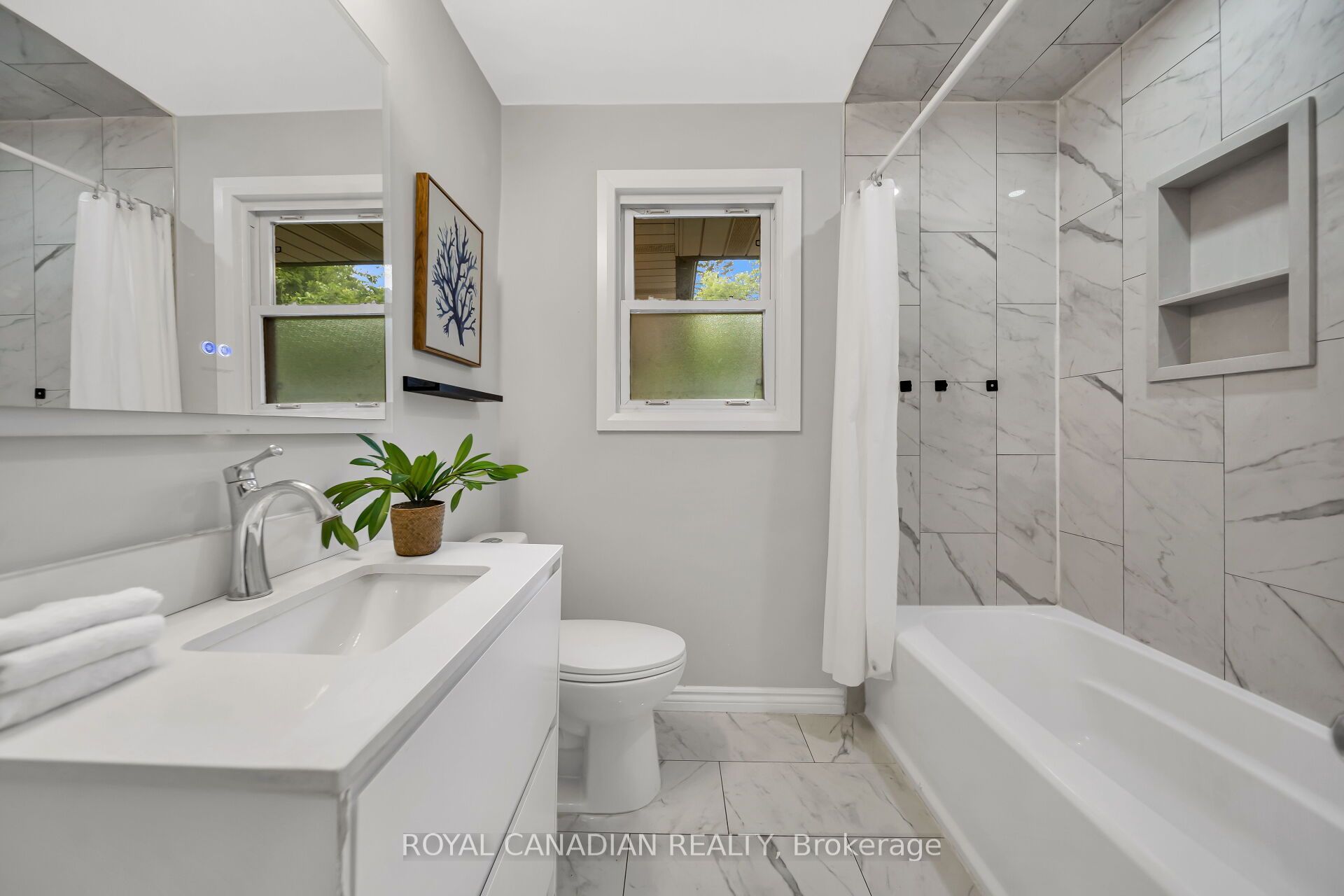 284 Cedar Crescent Property Photo 23