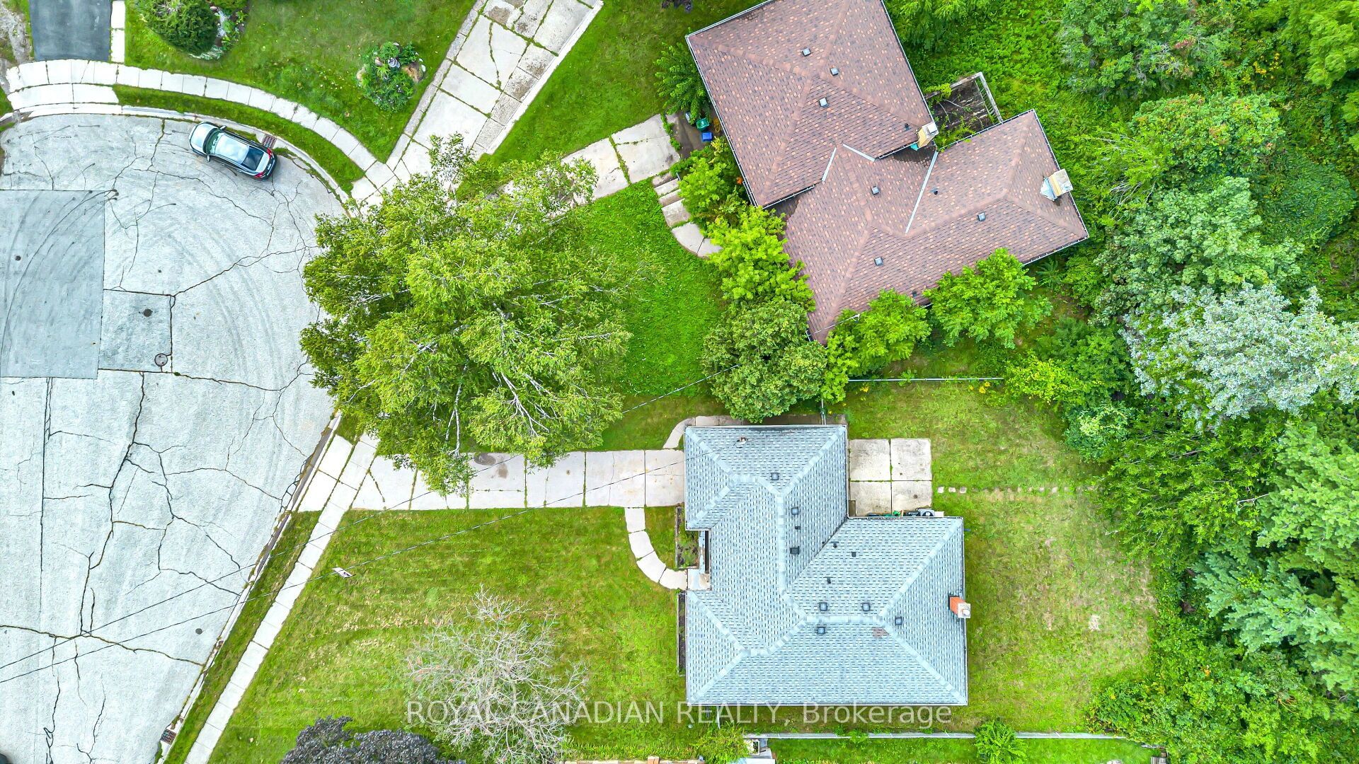284 Cedar Crescent Property Photo 49