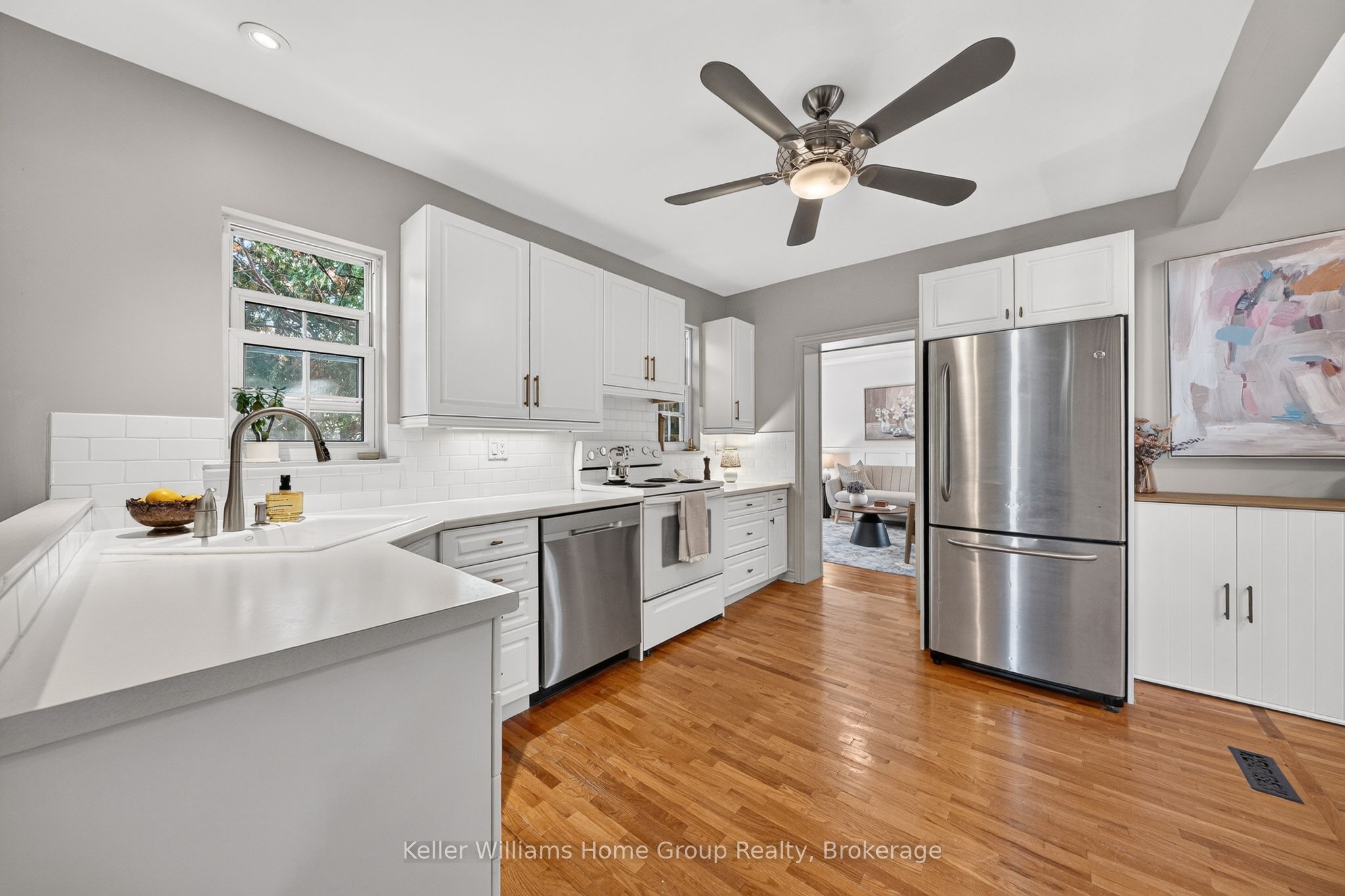 130 Yorkshire Street N Property Photo 16