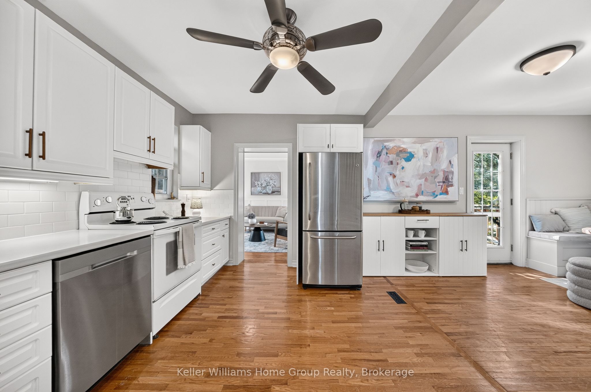 130 Yorkshire Street N Property Photo 17