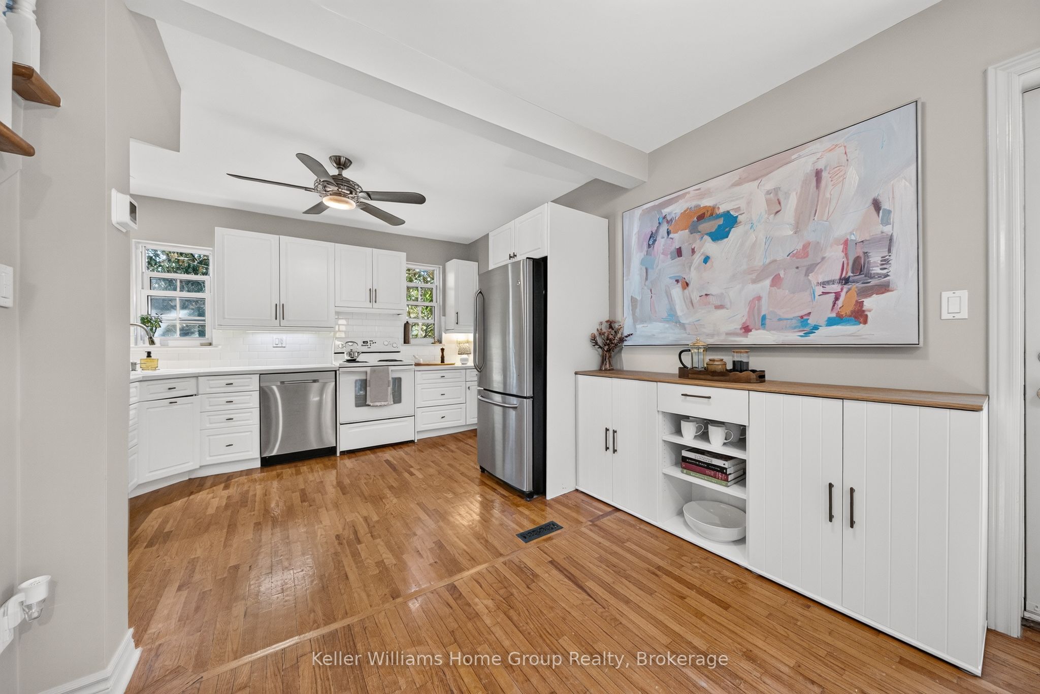 130 Yorkshire Street N Property Photo 18