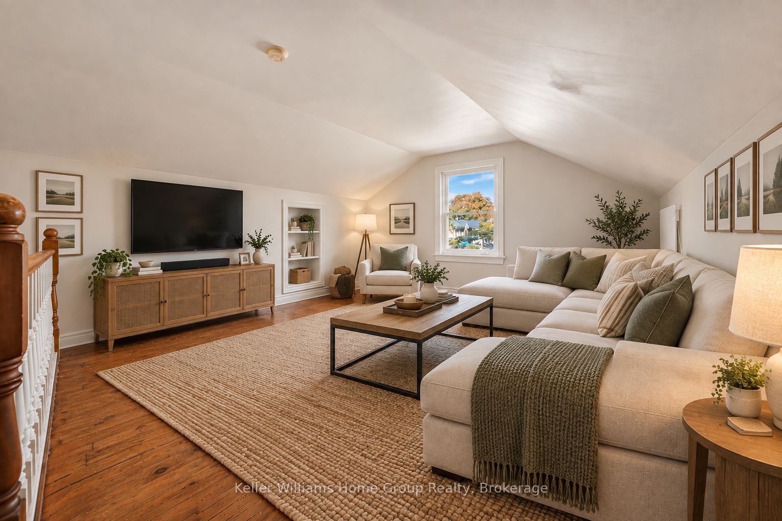 130 Yorkshire Street N Property Photo 33