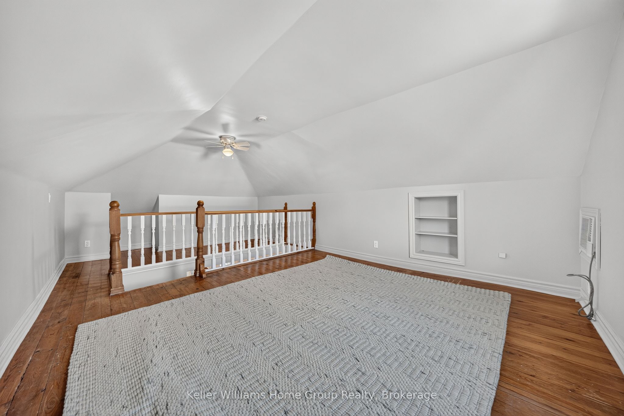 130 Yorkshire Street N Property Photo 36