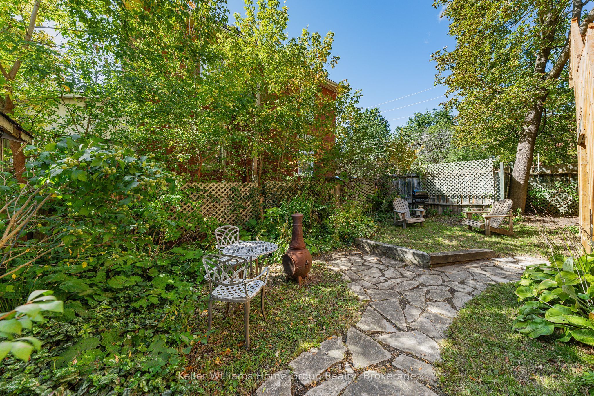130 Yorkshire Street N Property Photo 42