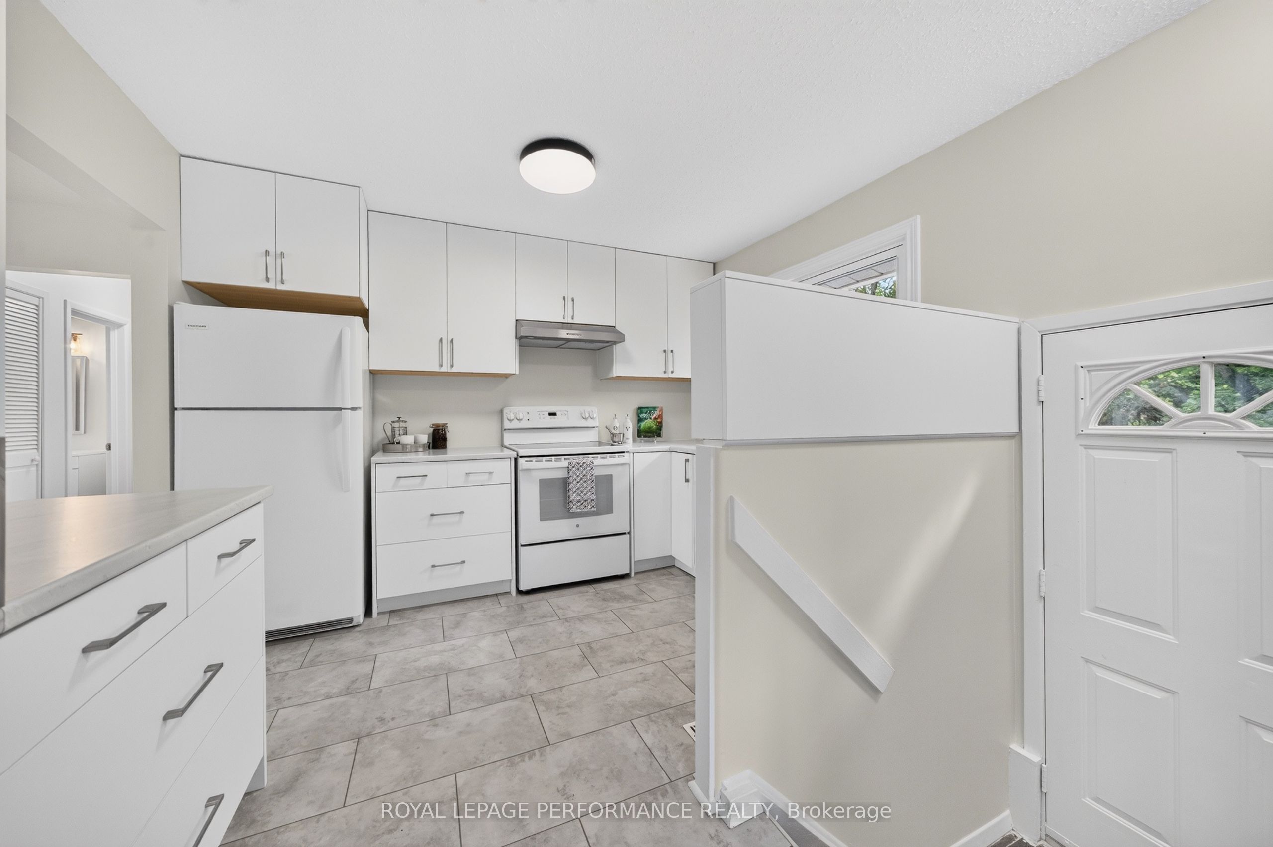 21 Millbrook Crescent Property Photo 14