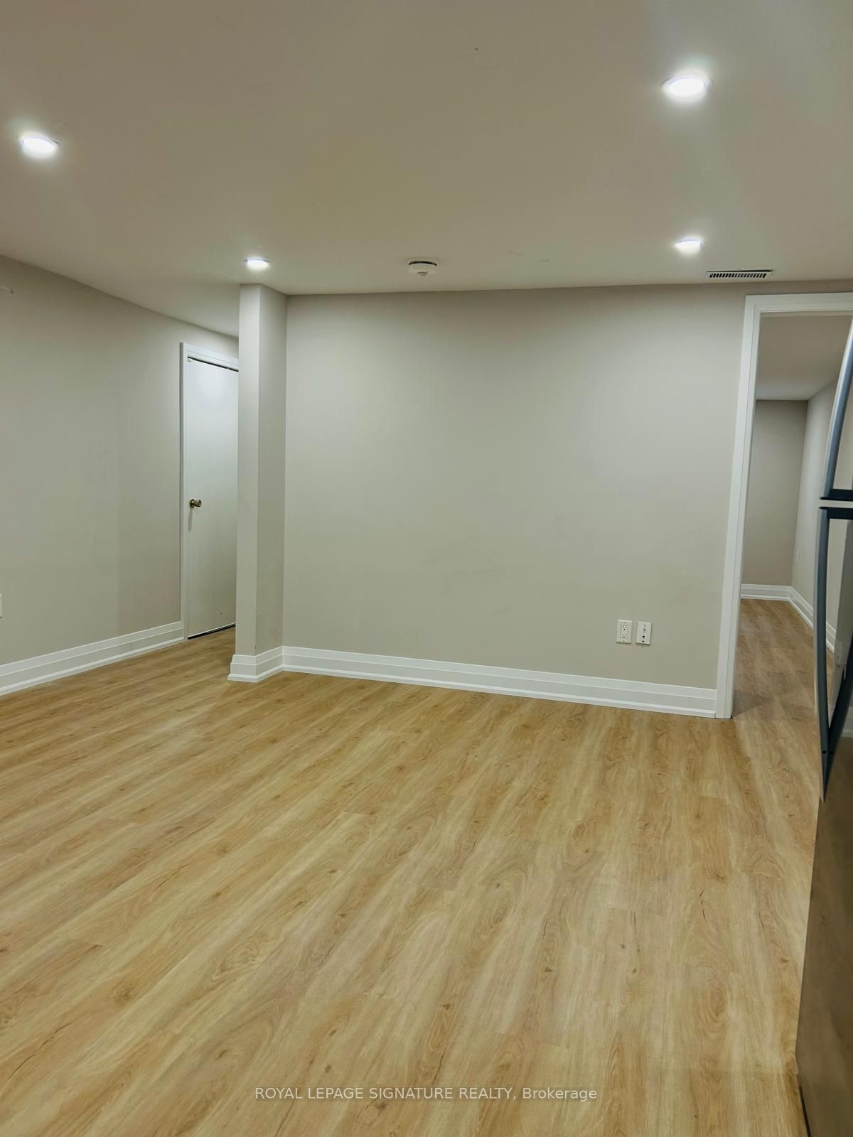 49 Edinburgh Road Bsmt Property Photo 9