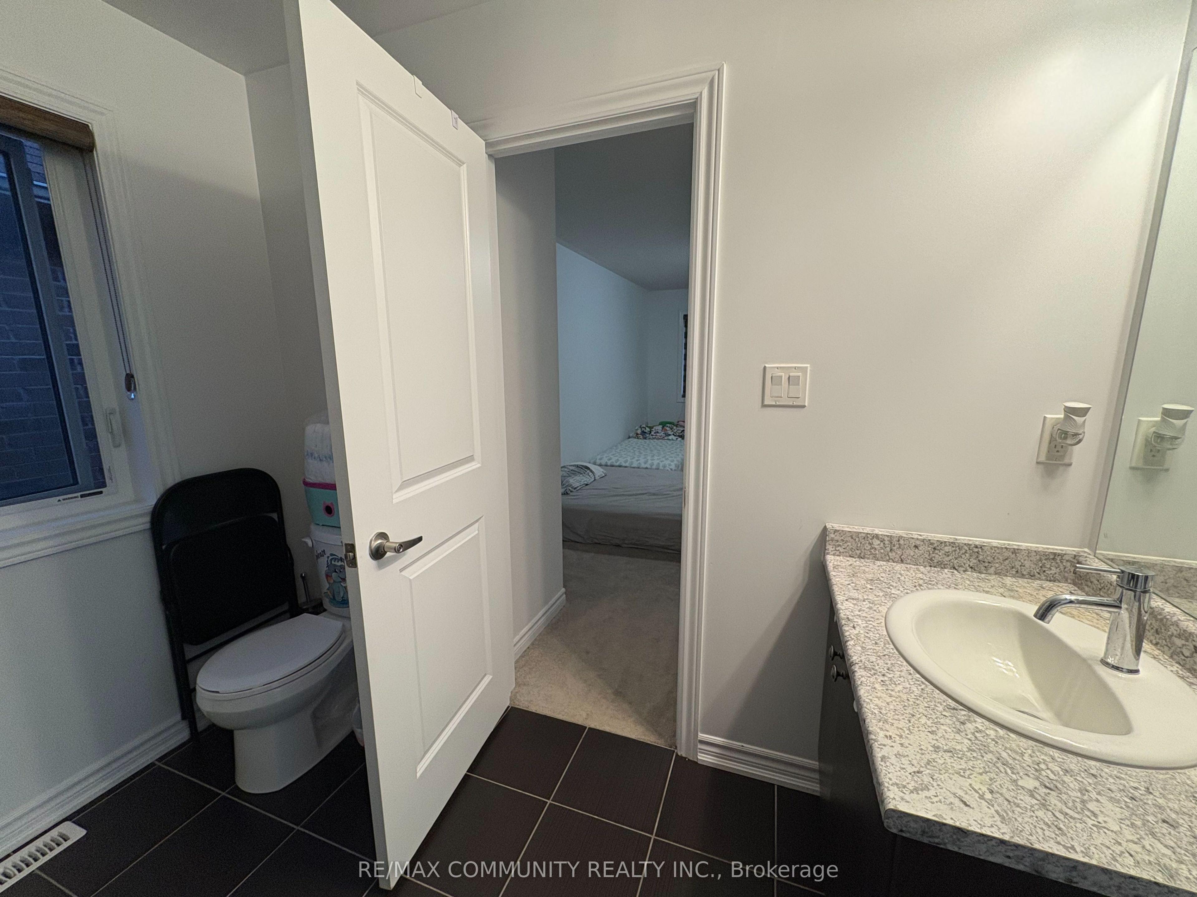 283 Ridley Crescent Property Photo 12