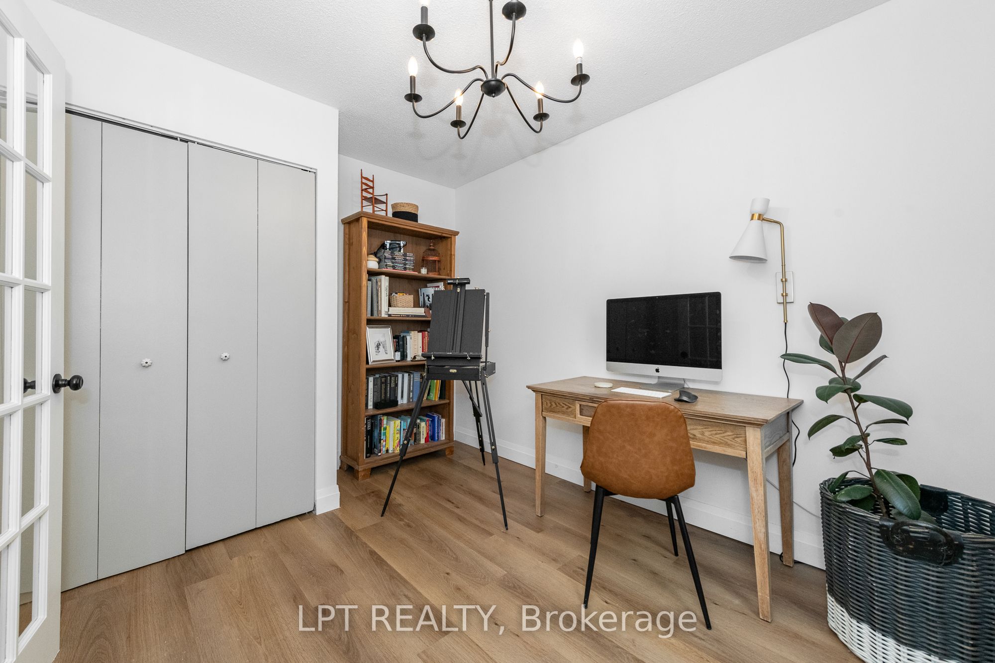 2080 Ogilvie Road 7j Property Photo 17