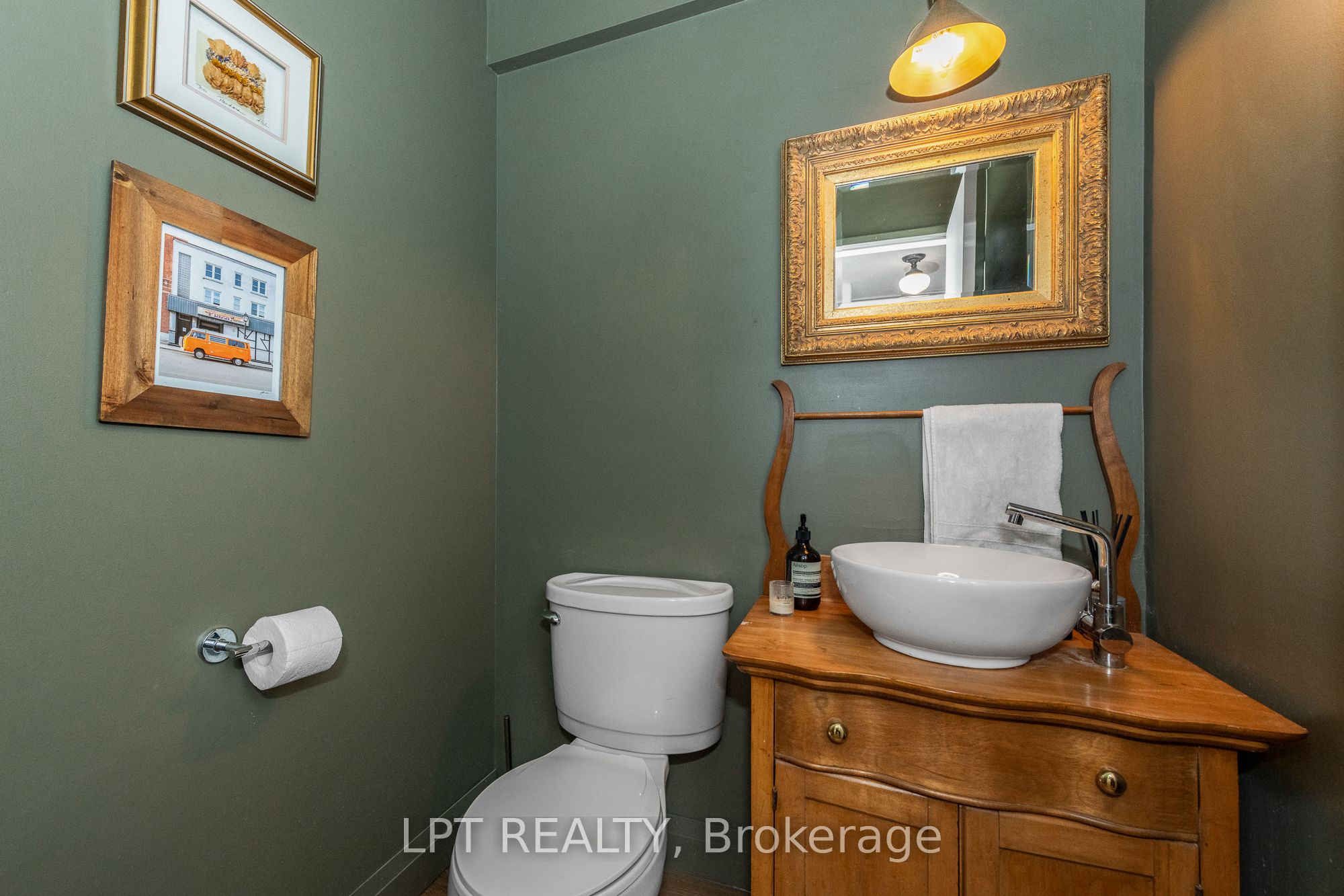 2080 Ogilvie Road 7j Property Photo 20