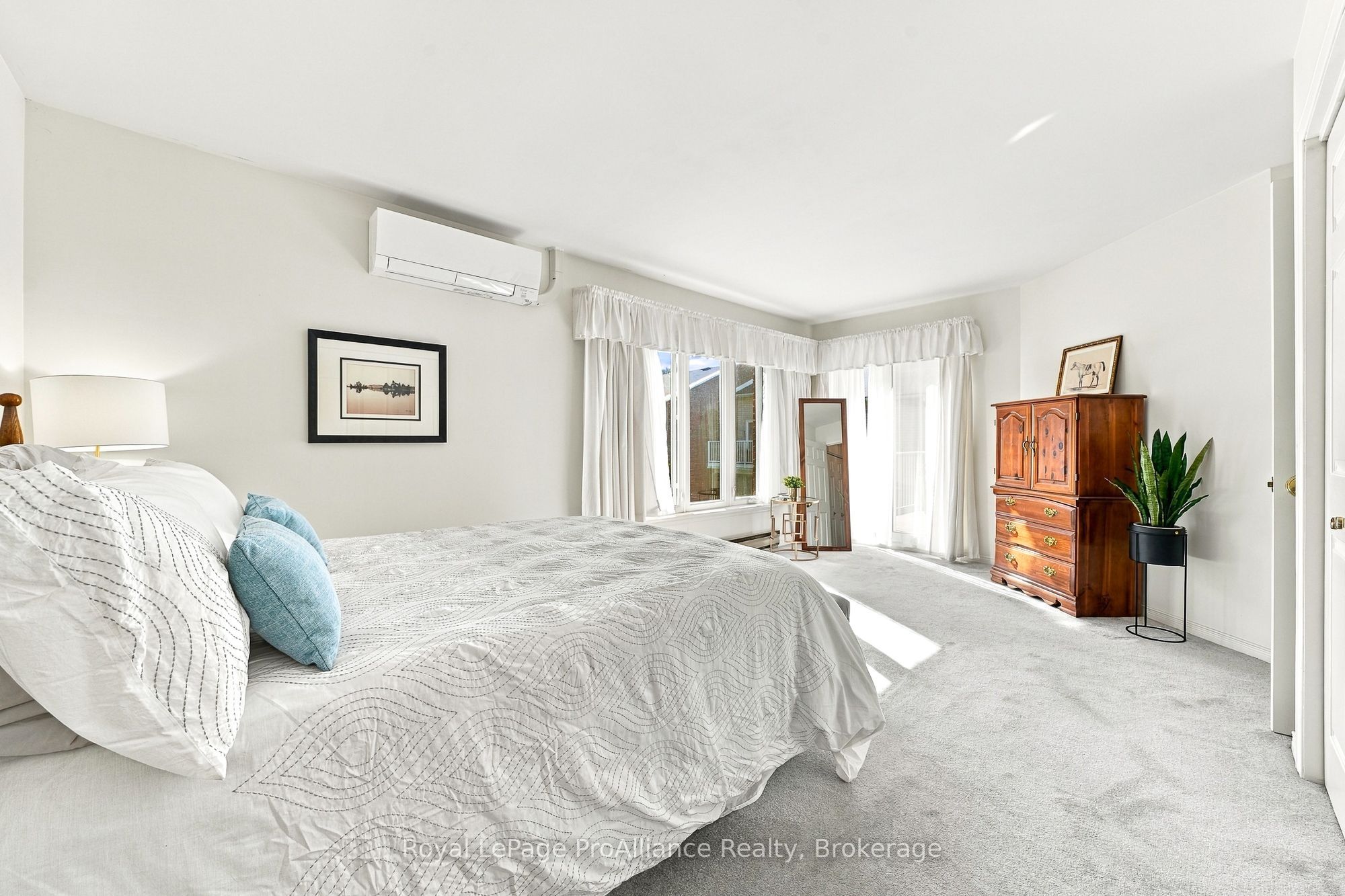 179 Herchimer Avenue 10 Property Photo 7