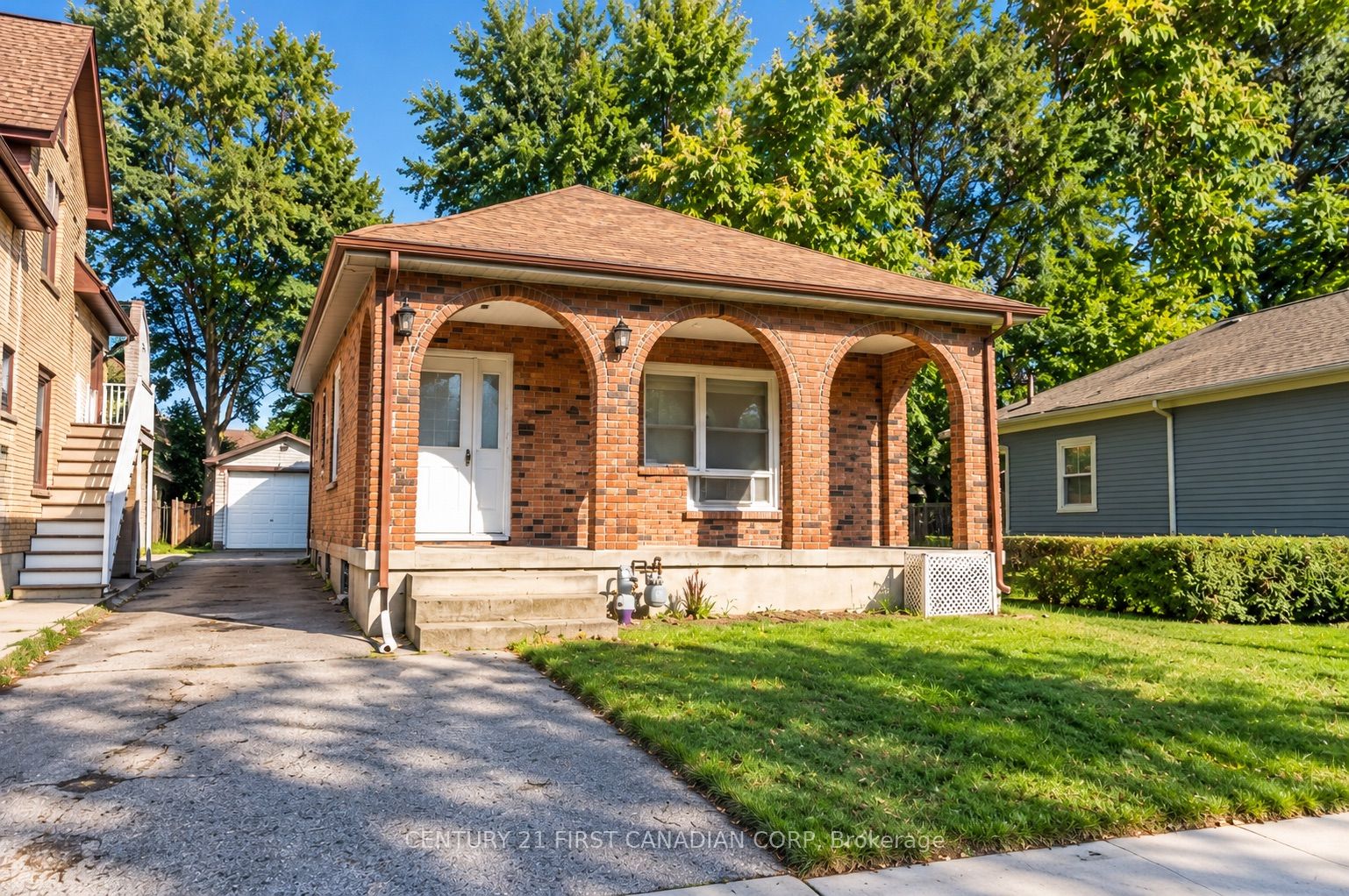 682 PRINCESS Avenue Property Photo 1