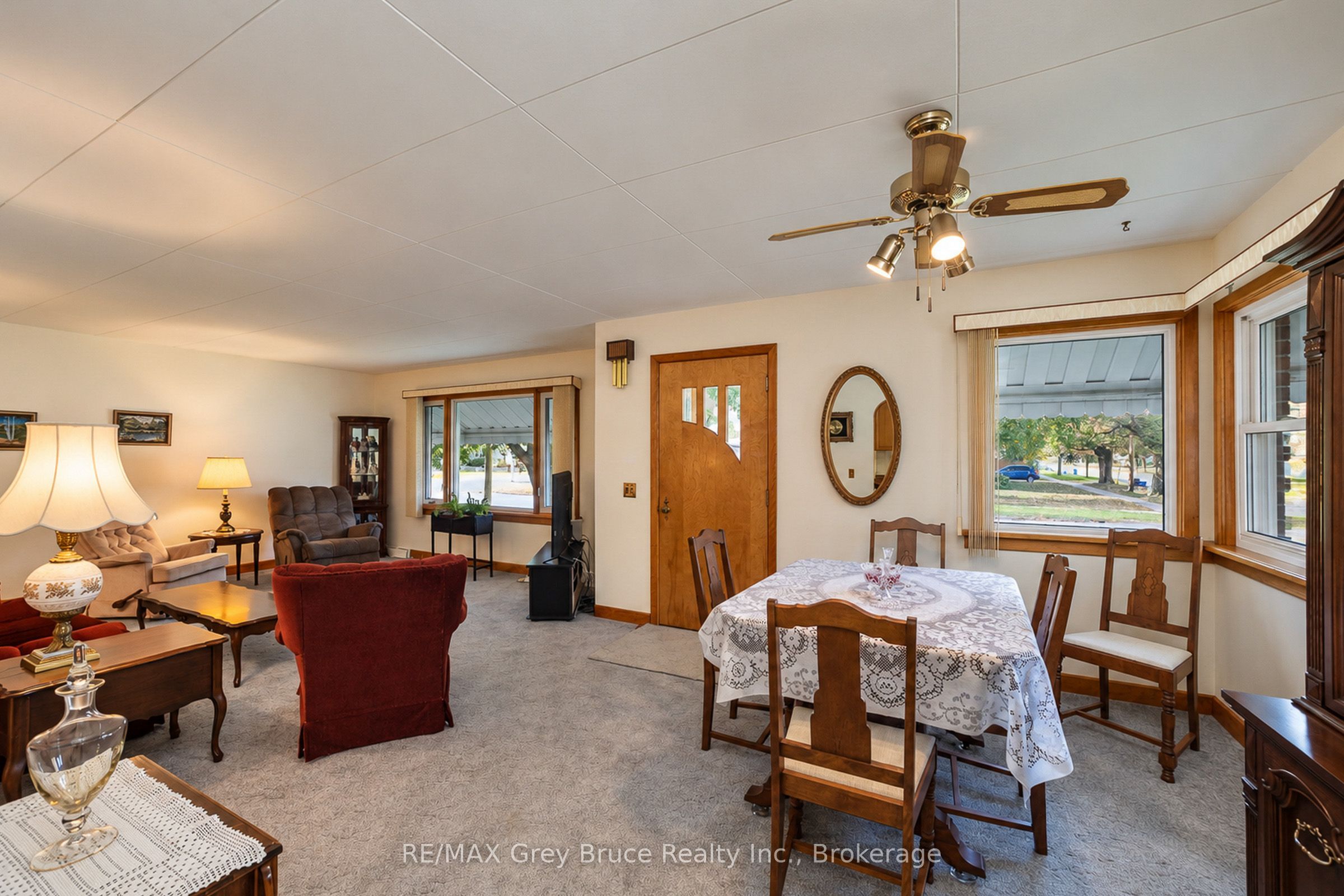 1195 4th Avenue W Property Photo 11