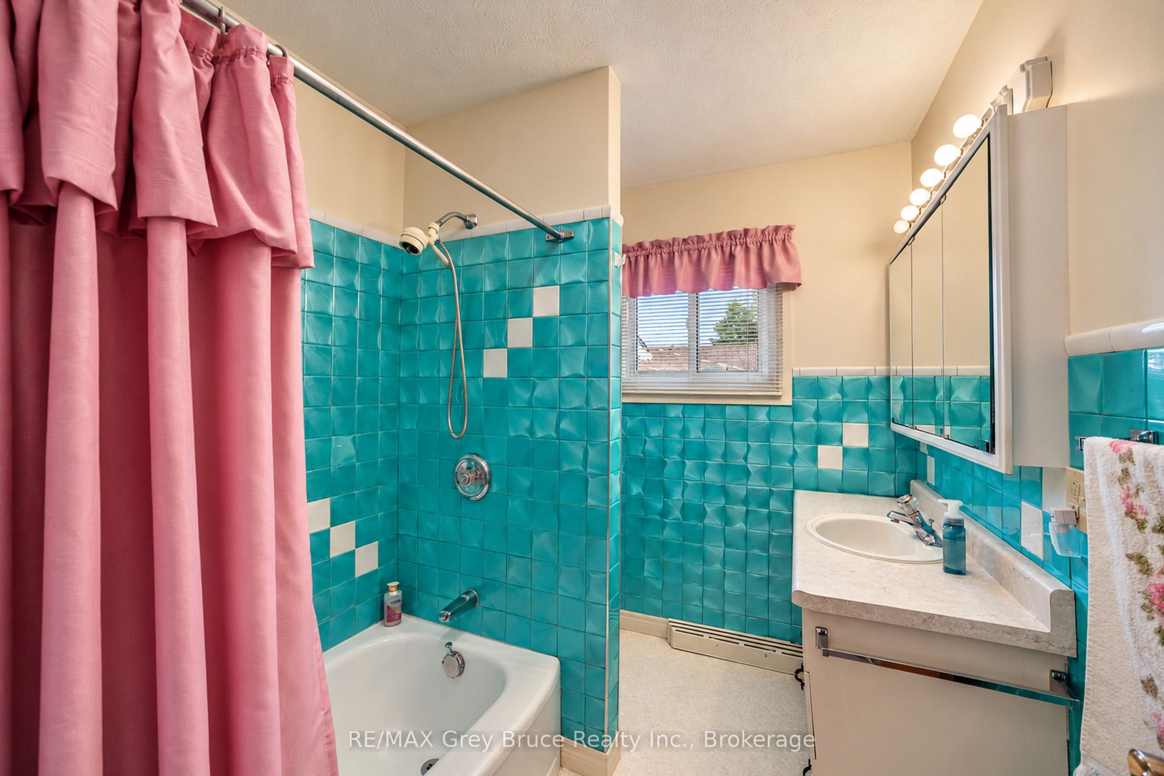 1195 4th Avenue W Property Photo 20