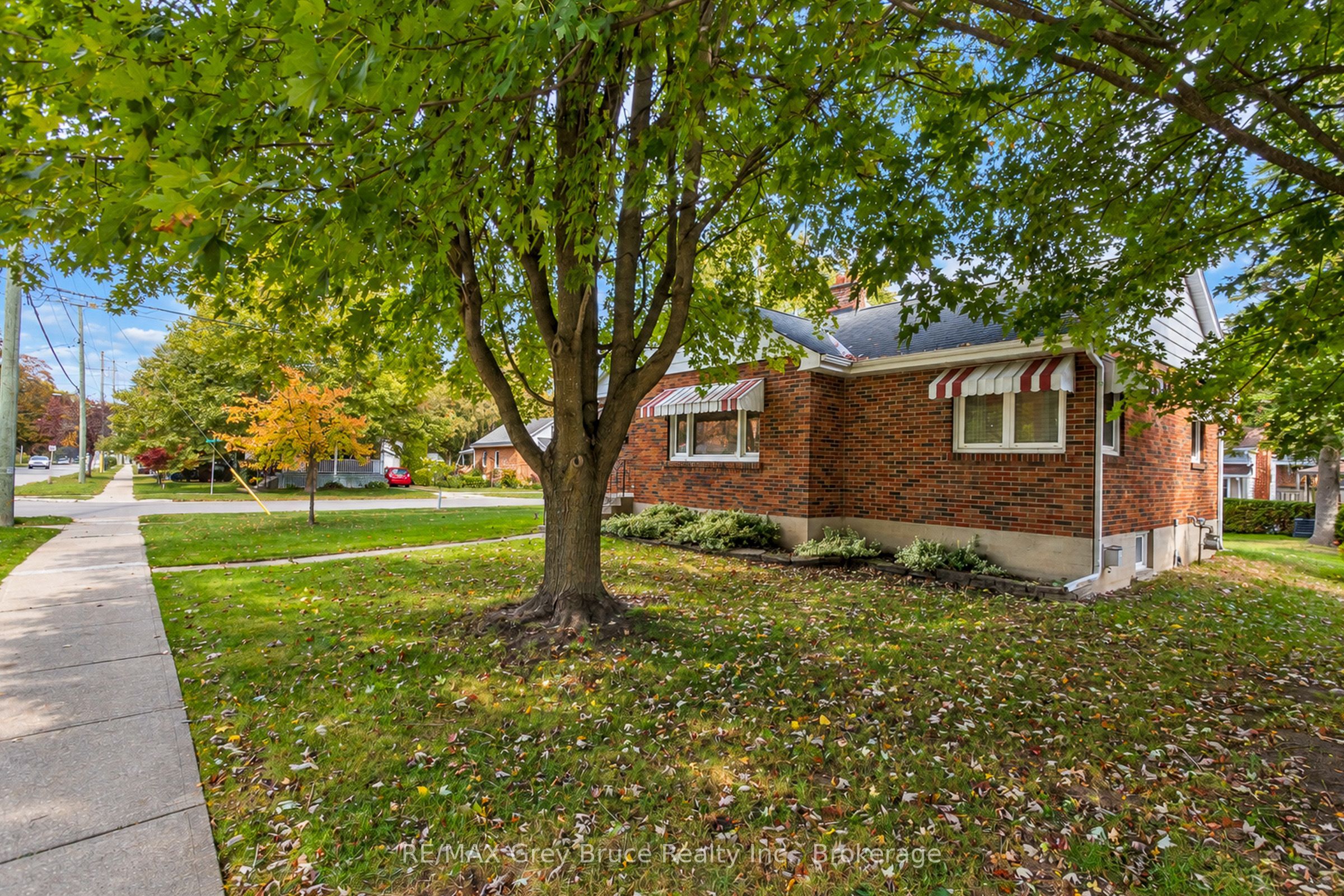 1195 4th Avenue W Property Photo 36