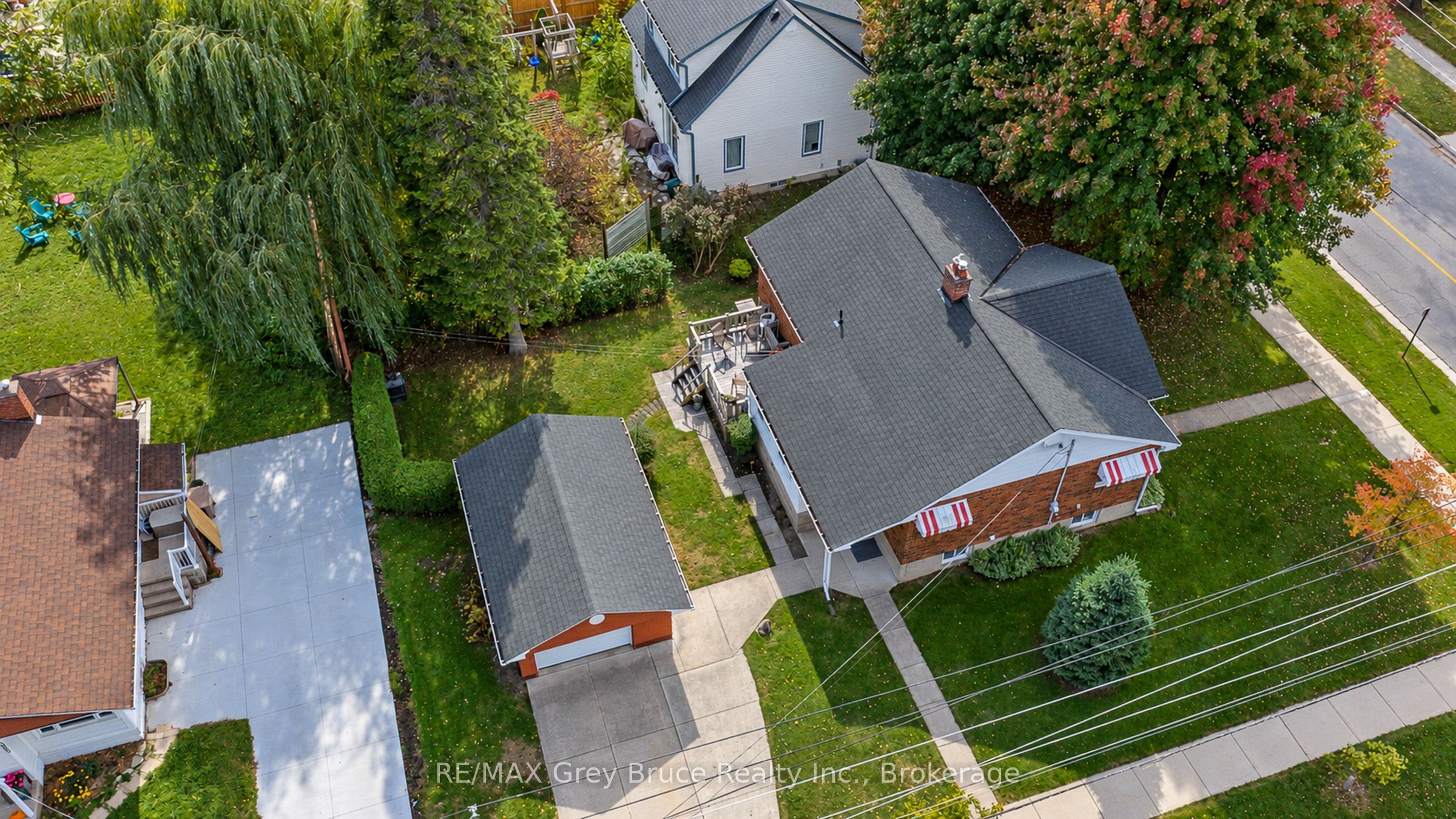 1195 4th Avenue W Property Photo 38