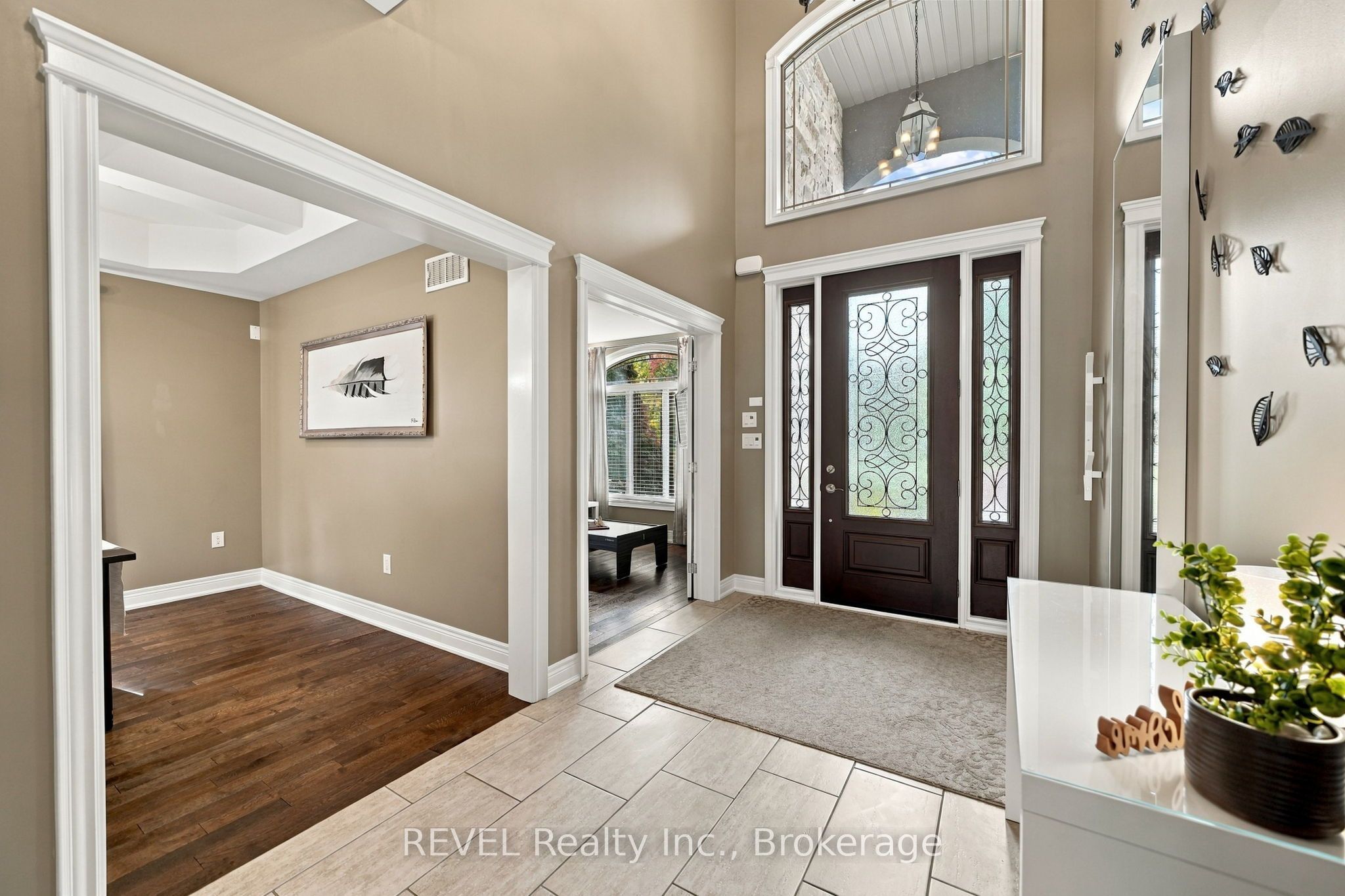 2504 Marinelli Drive Property Photo 8