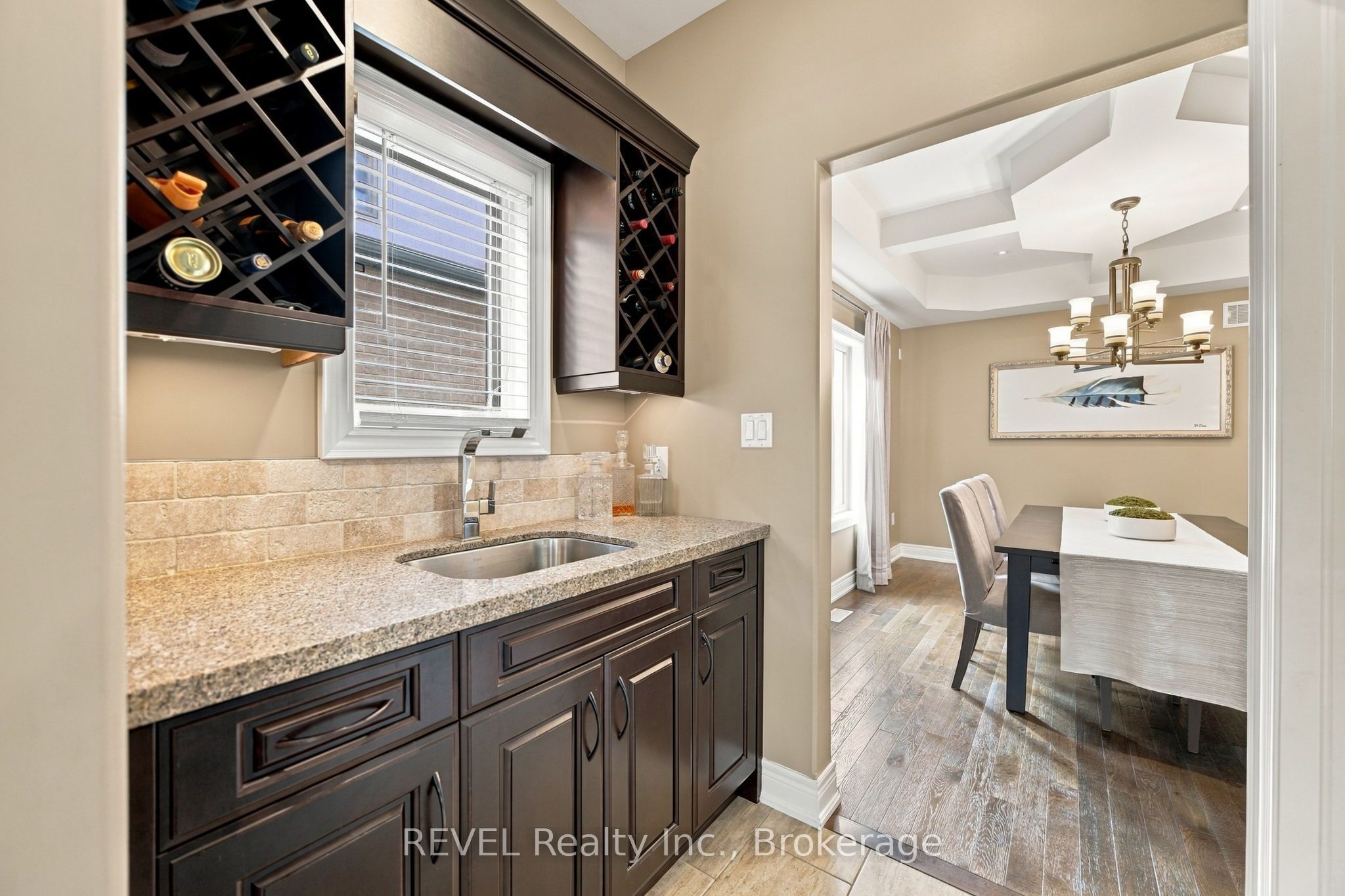 2504 Marinelli Drive Property Photo 12