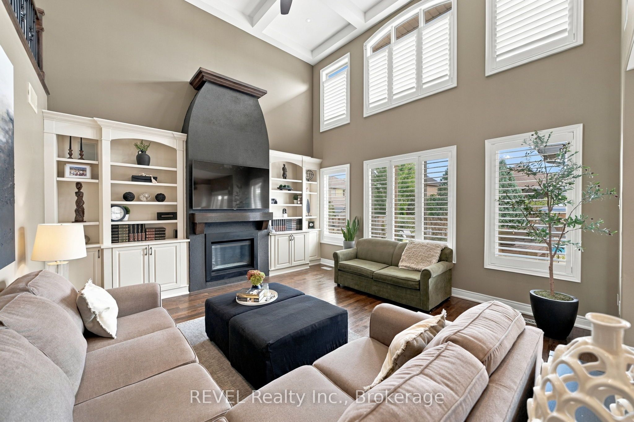 2504 Marinelli Drive Property Photo 18