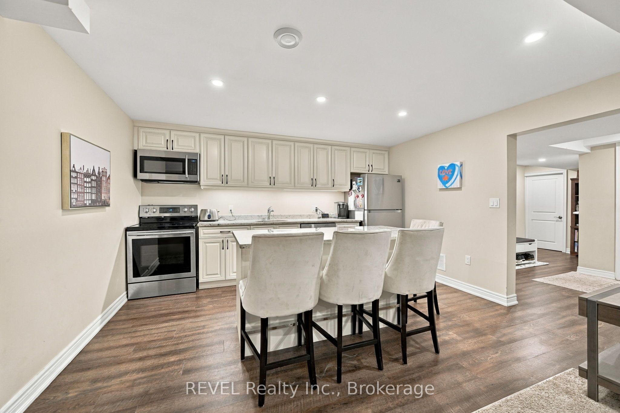 2504 Marinelli Drive Property Photo 42
