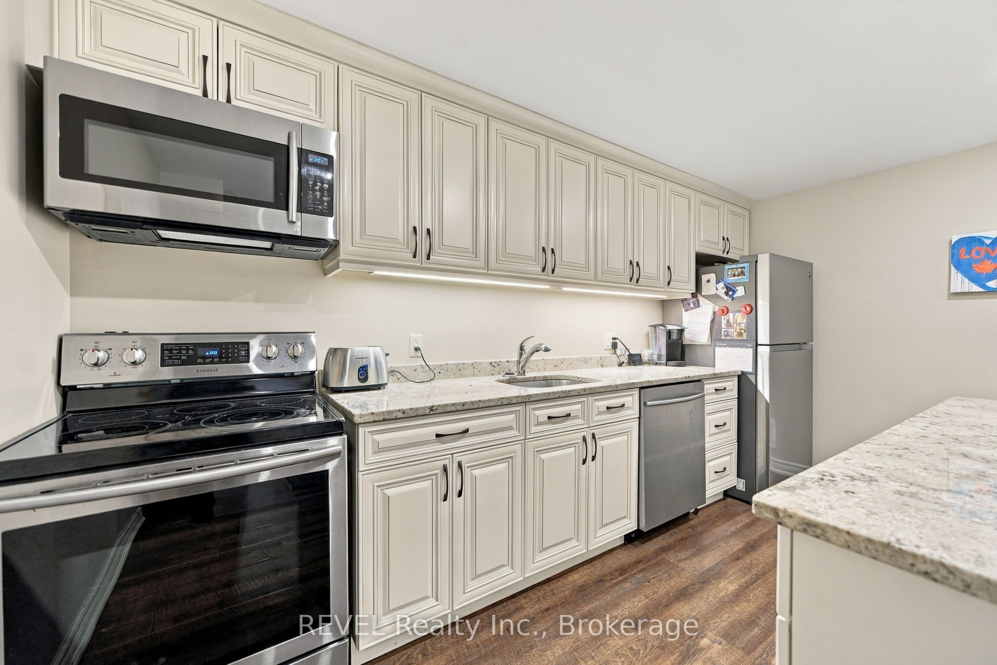 2504 Marinelli Drive Property Photo 43