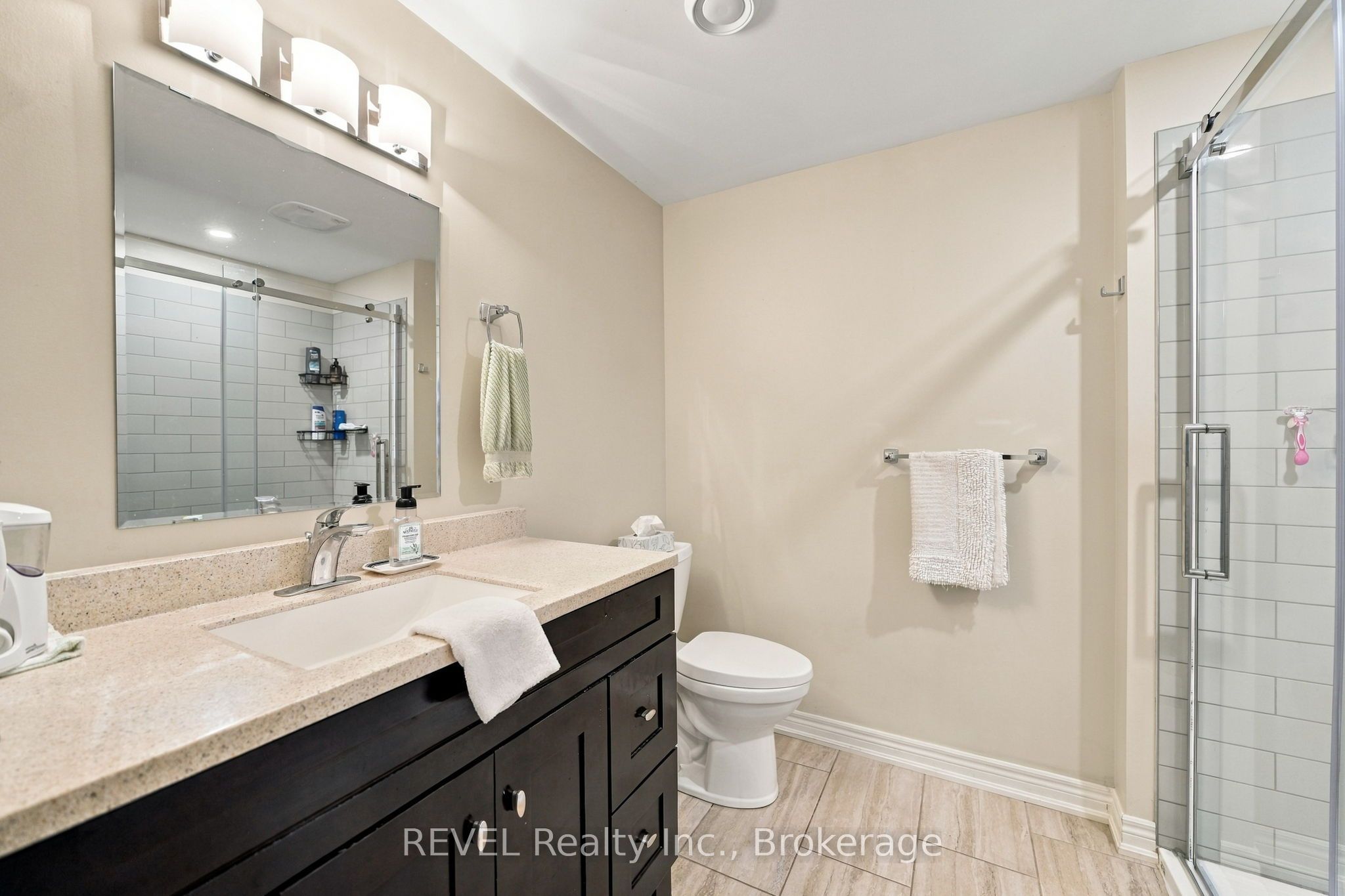 2504 Marinelli Drive Property Photo 46