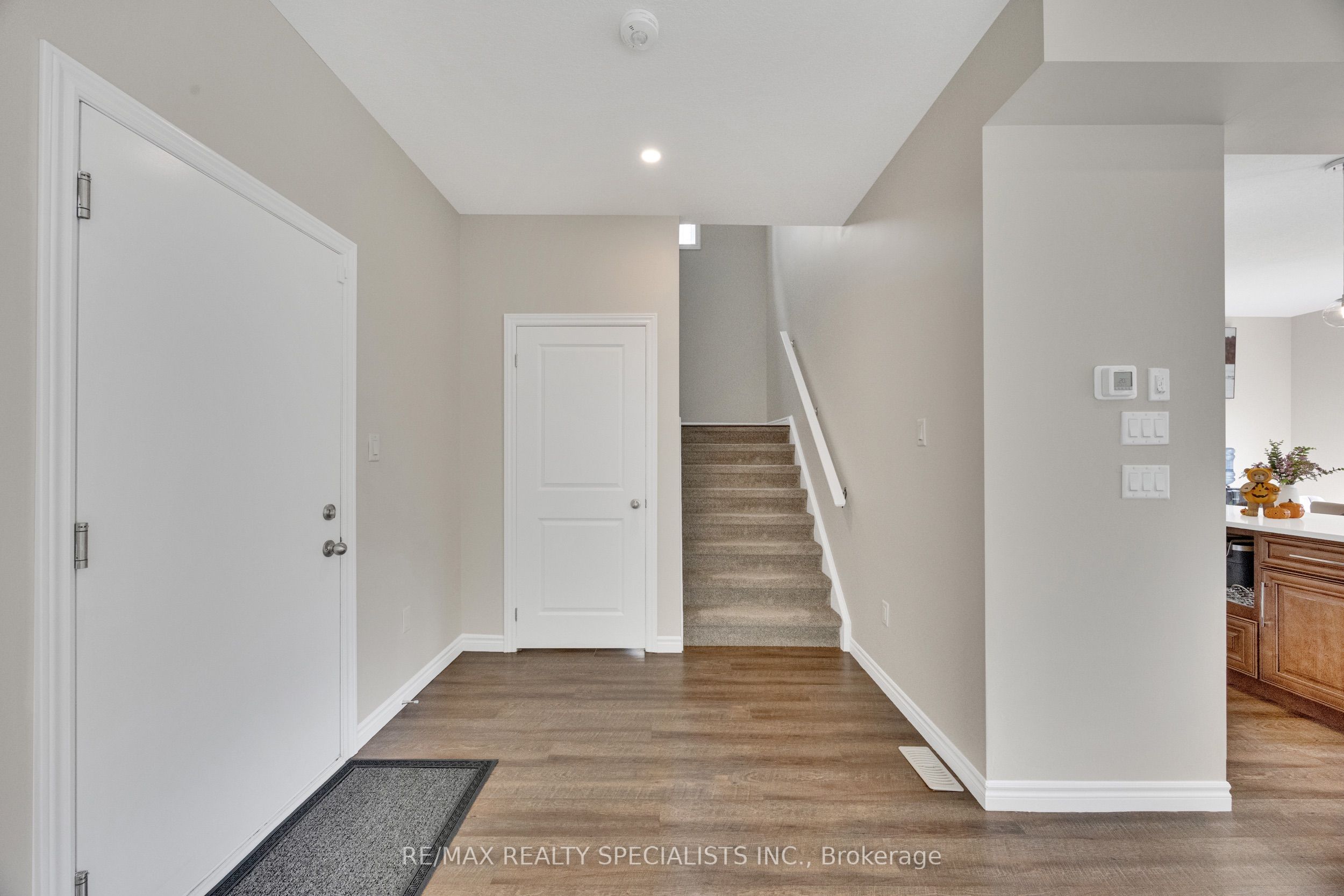 3600 Earlston Crossing E Property Photo 8