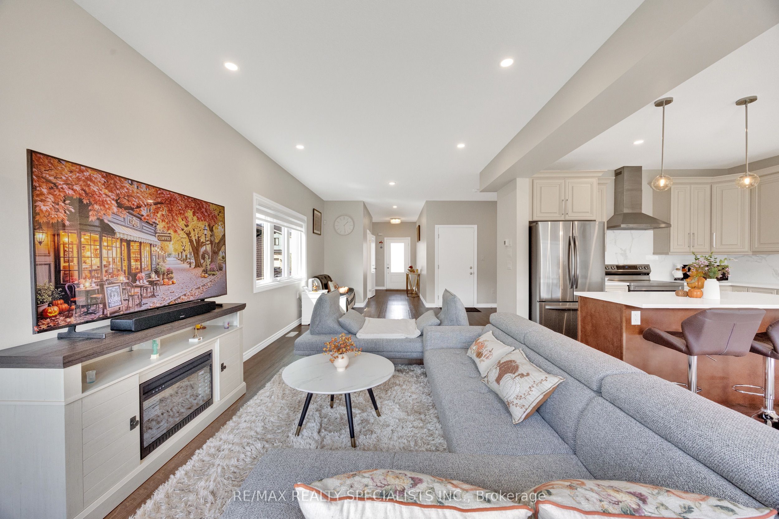 3600 Earlston Crossing E Property Photo 13