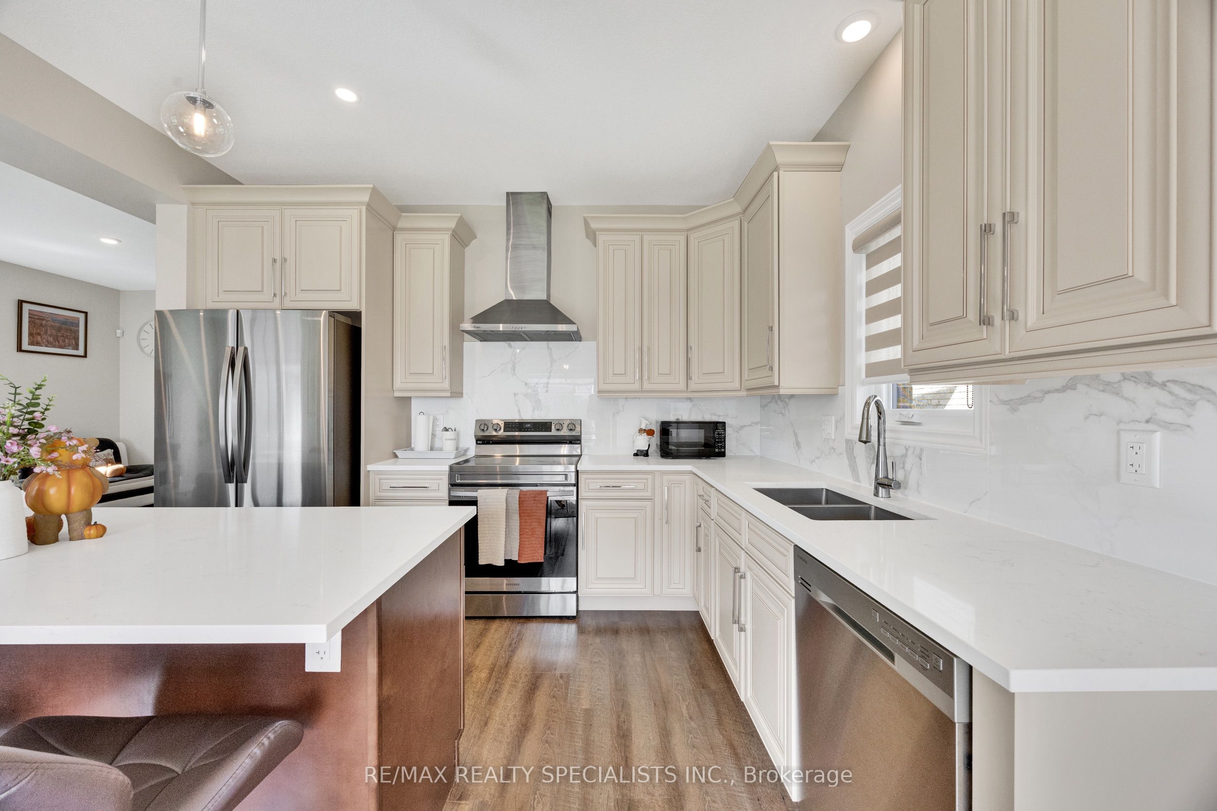 3600 Earlston Crossing E Property Photo 17