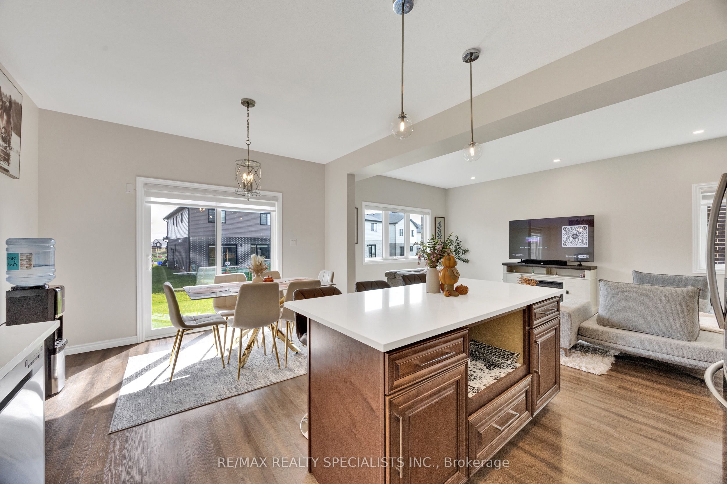 3600 Earlston Crossing E Property Photo 19