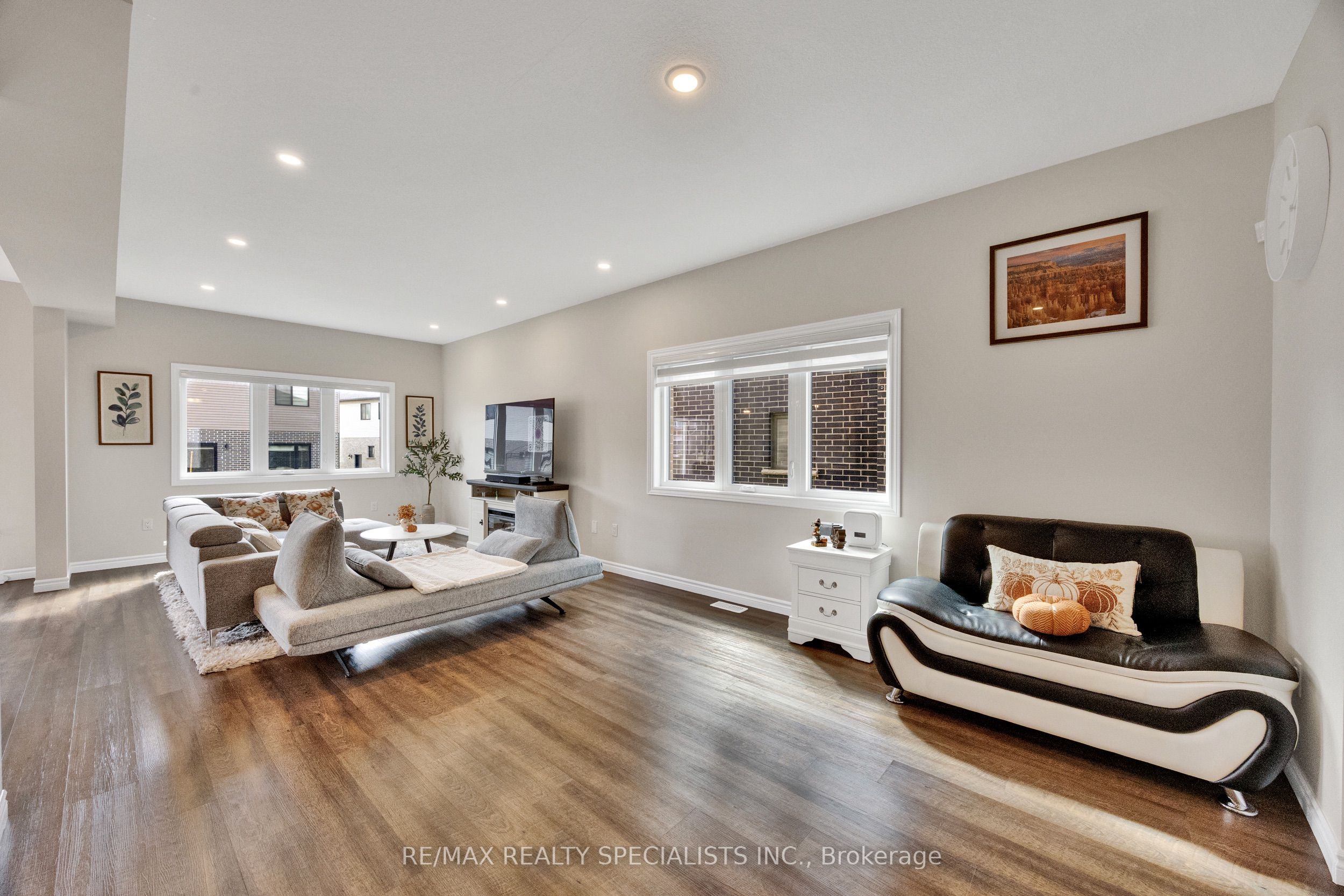 3600 Earlston Crossing E Property Photo 21