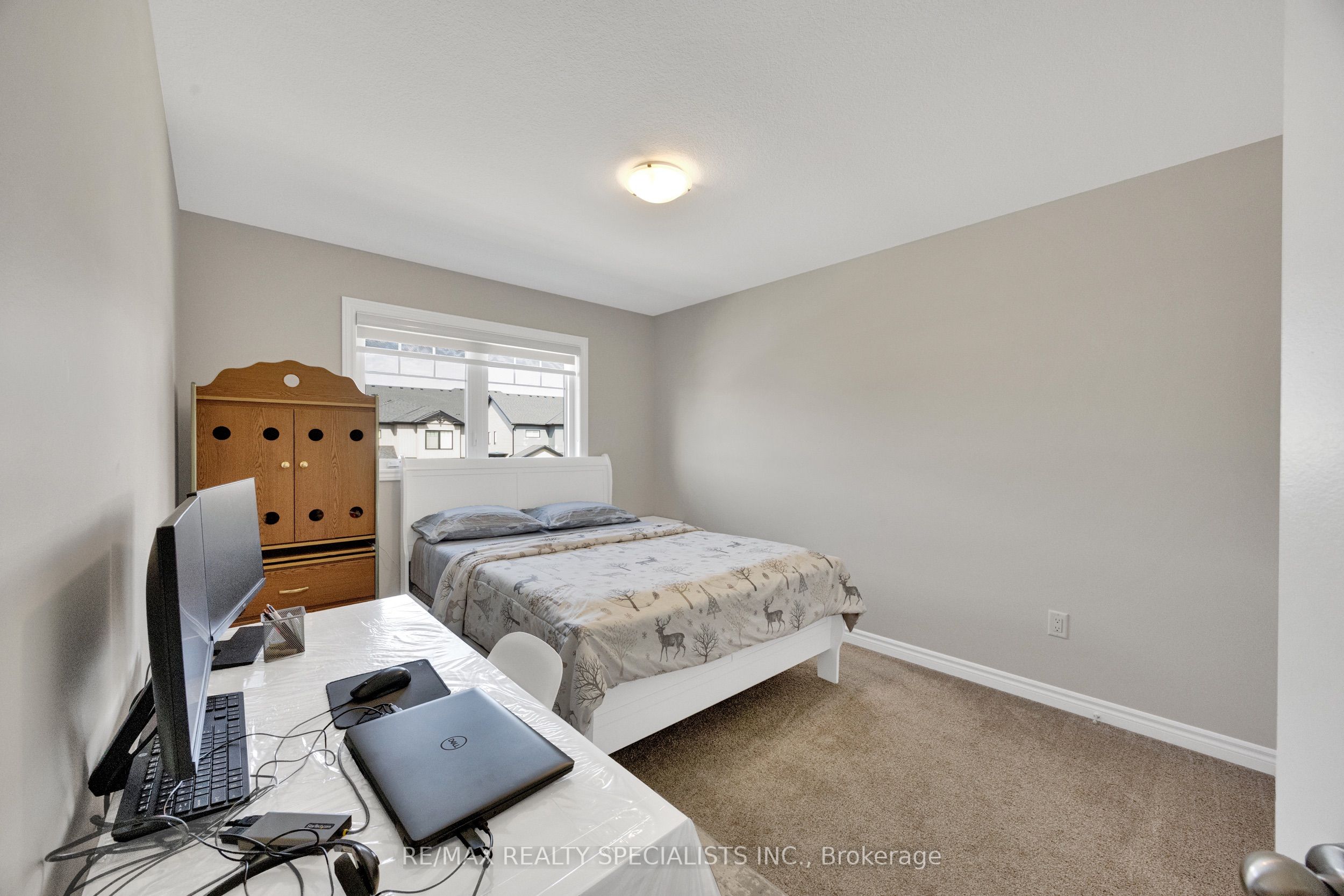 3600 Earlston Crossing E Property Photo 25