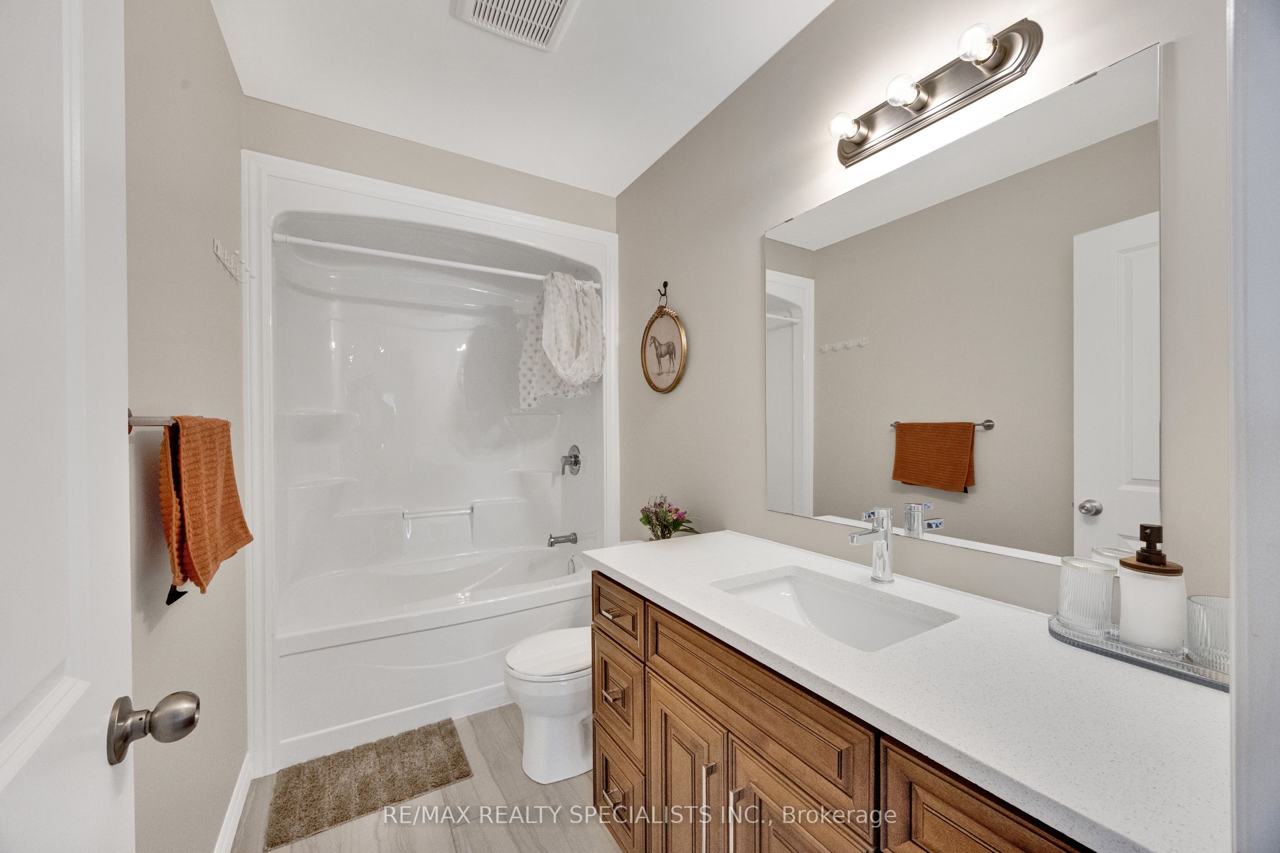 3600 Earlston Crossing E Property Photo 27