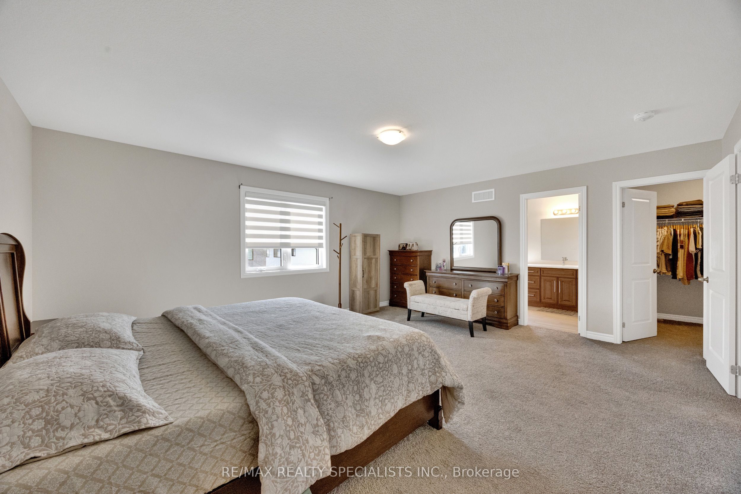 3600 Earlston Crossing E Property Photo 30
