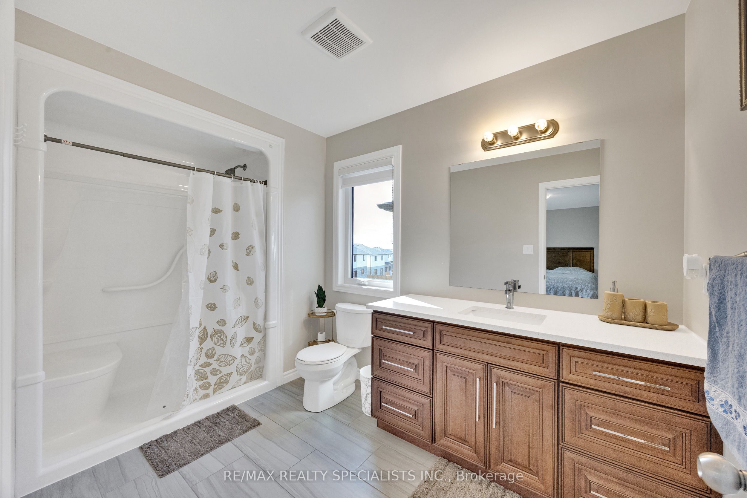 3600 Earlston Crossing E Property Photo 31