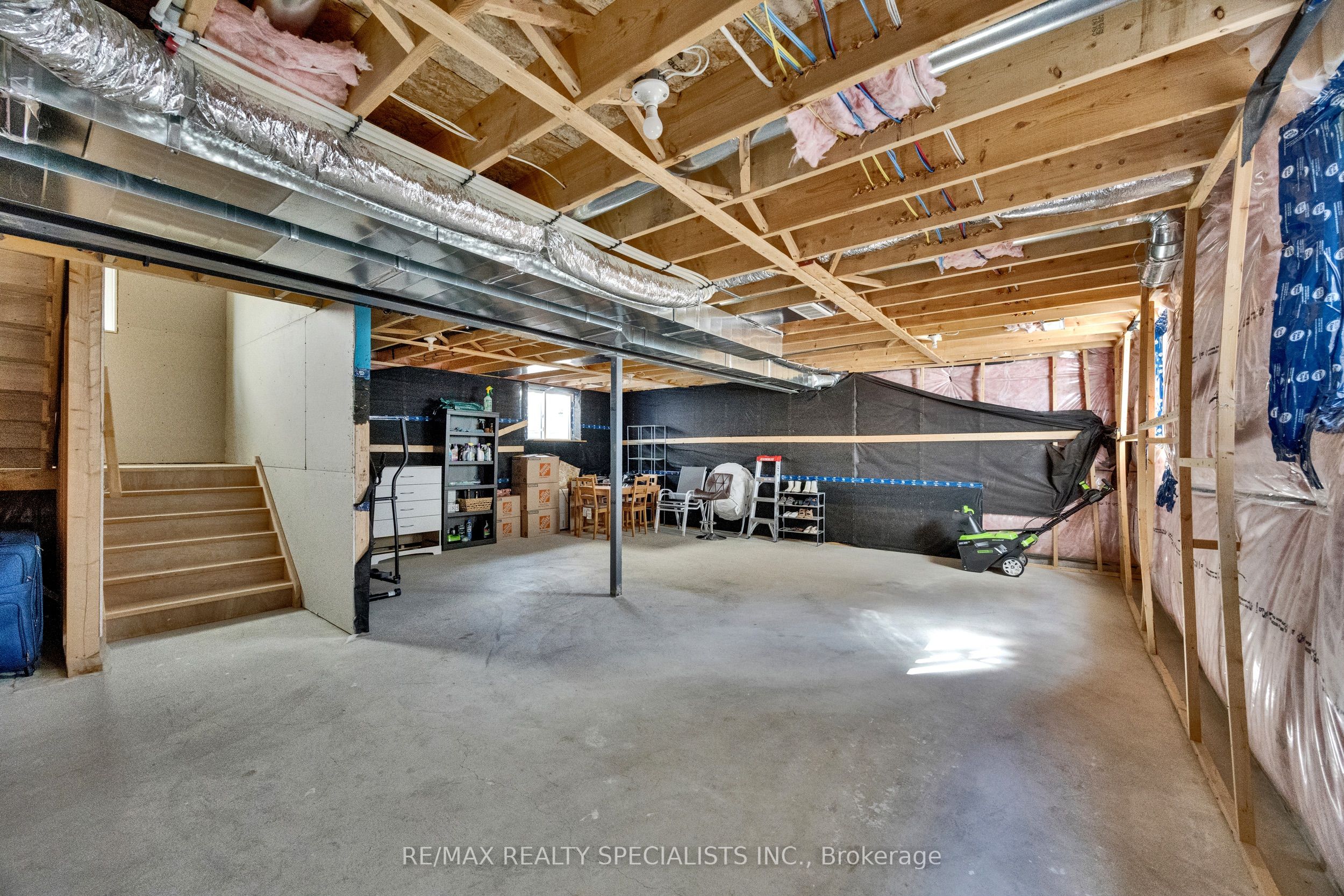 3600 Earlston Crossing E Property Photo 34
