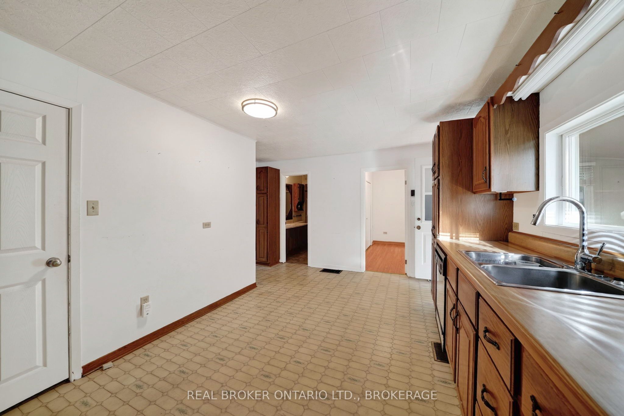 311 Hoople Avenue Property Photo 15