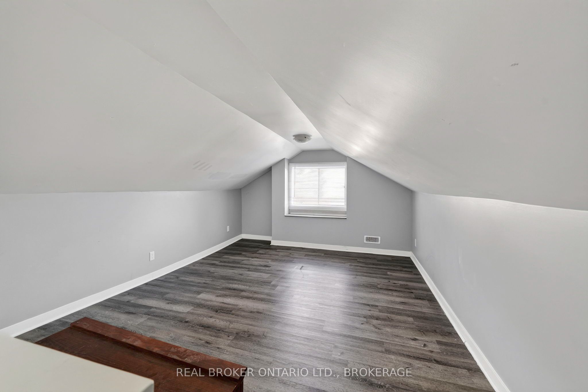 311 Hoople Avenue Property Photo 23