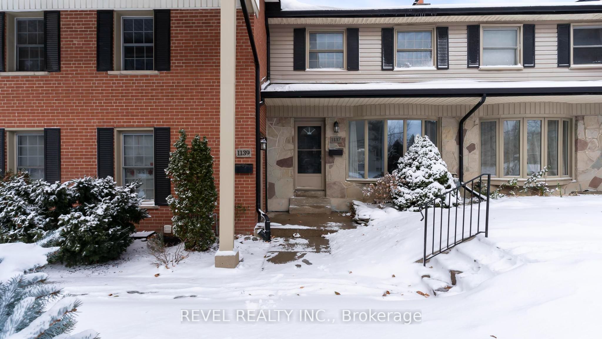 1137 Oxford Street W Property Photo 1