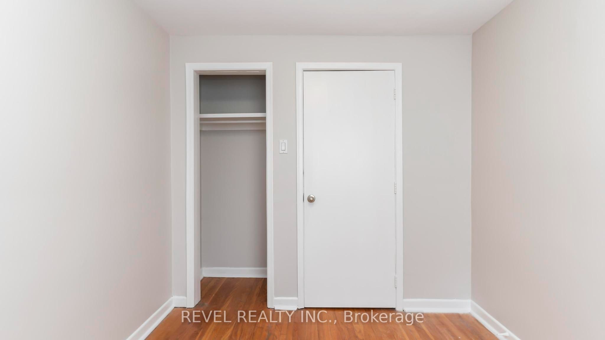 1137 Oxford Street W Property Photo 18