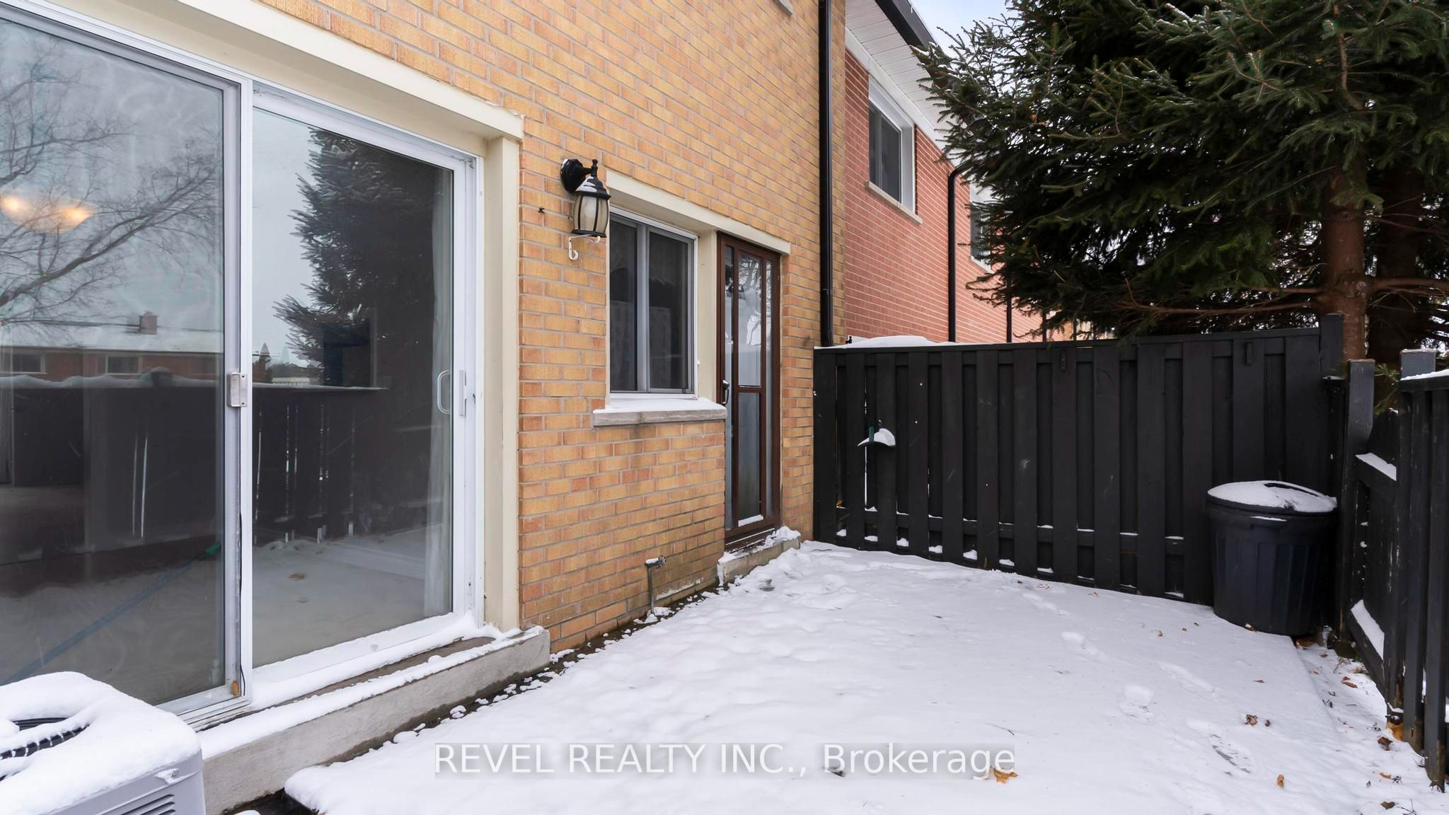 1137 Oxford Street W Property Photo 26