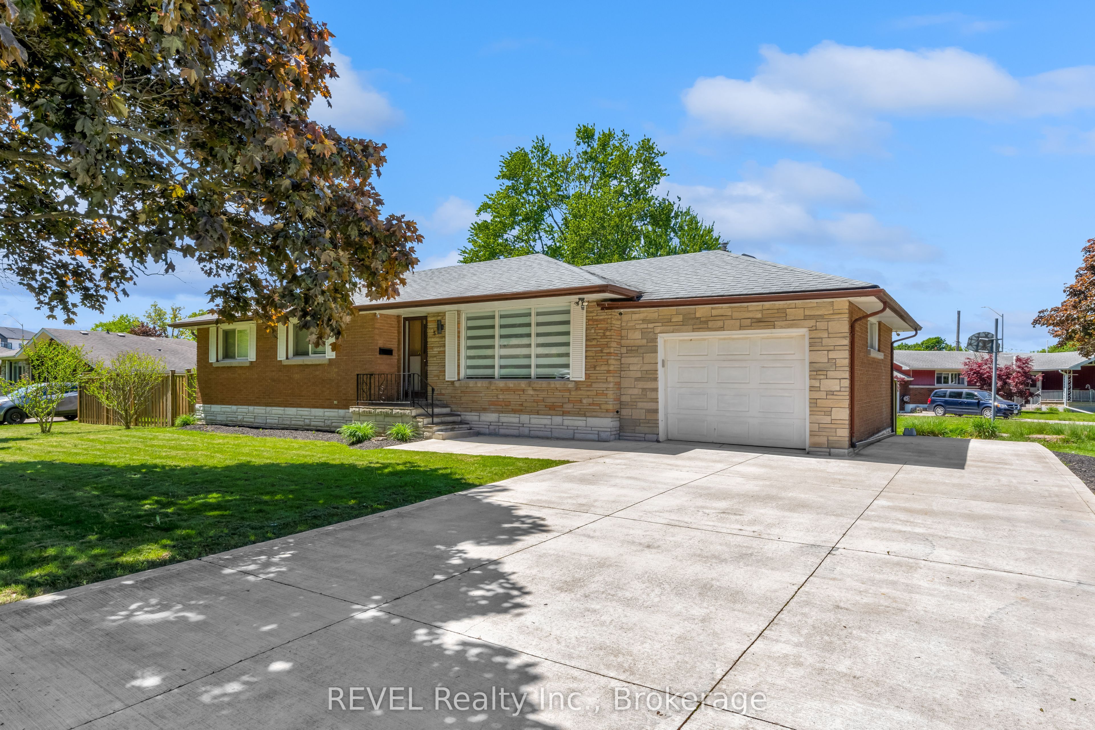 5 Armour Drive