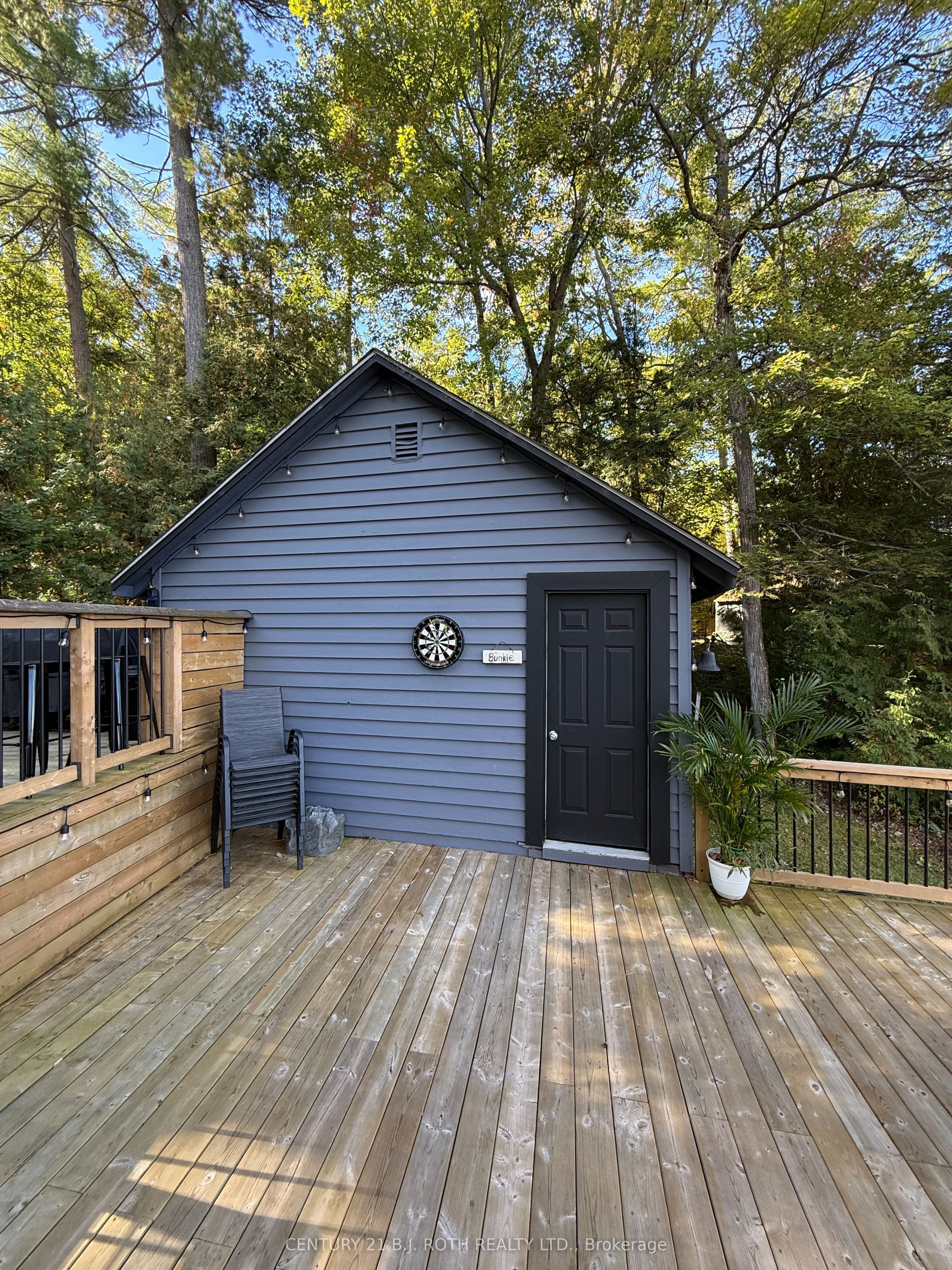 208 Lavalley Way Property Photo 18
