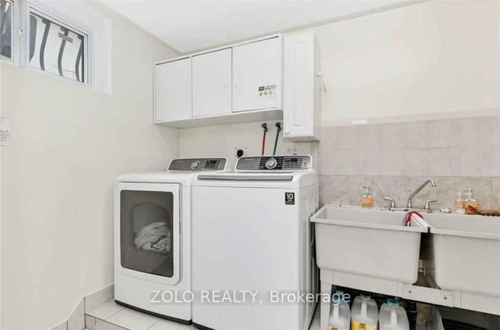 1 Garrow Drive W Lower Property Photo 7