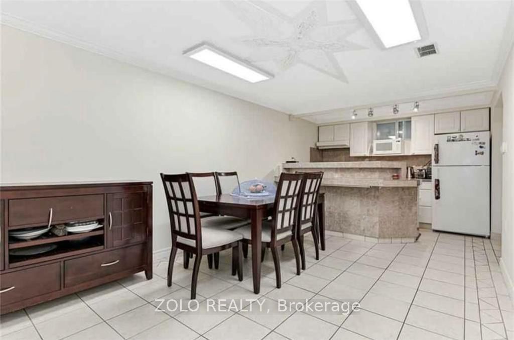 1 Garrow Drive W Lower Property Photo 10