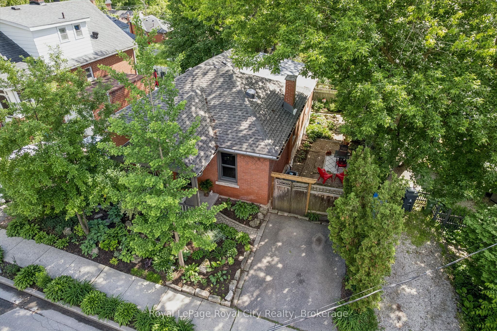 164 King Street Property Photo 41